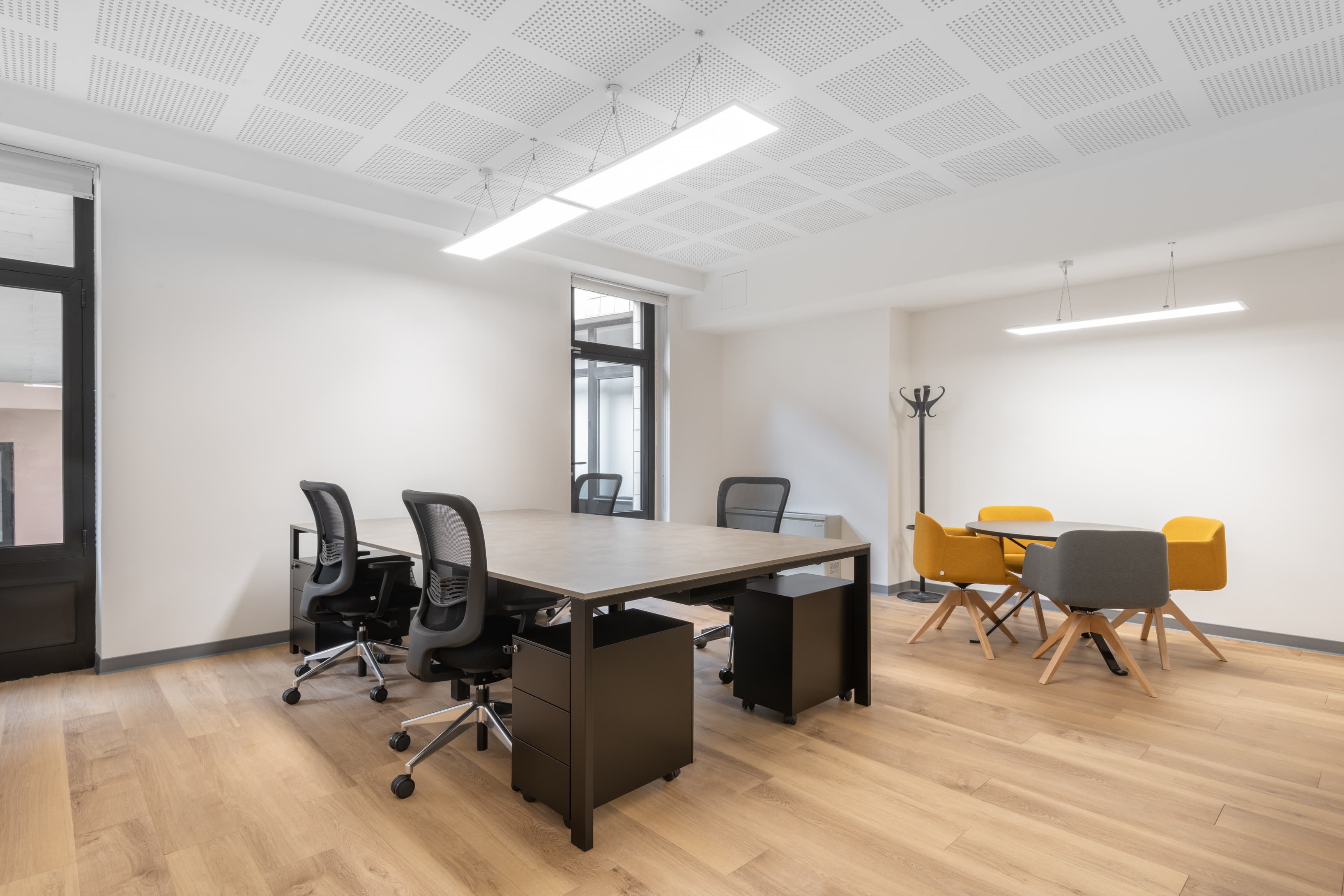 Milan, Zuretti Copernico image 6