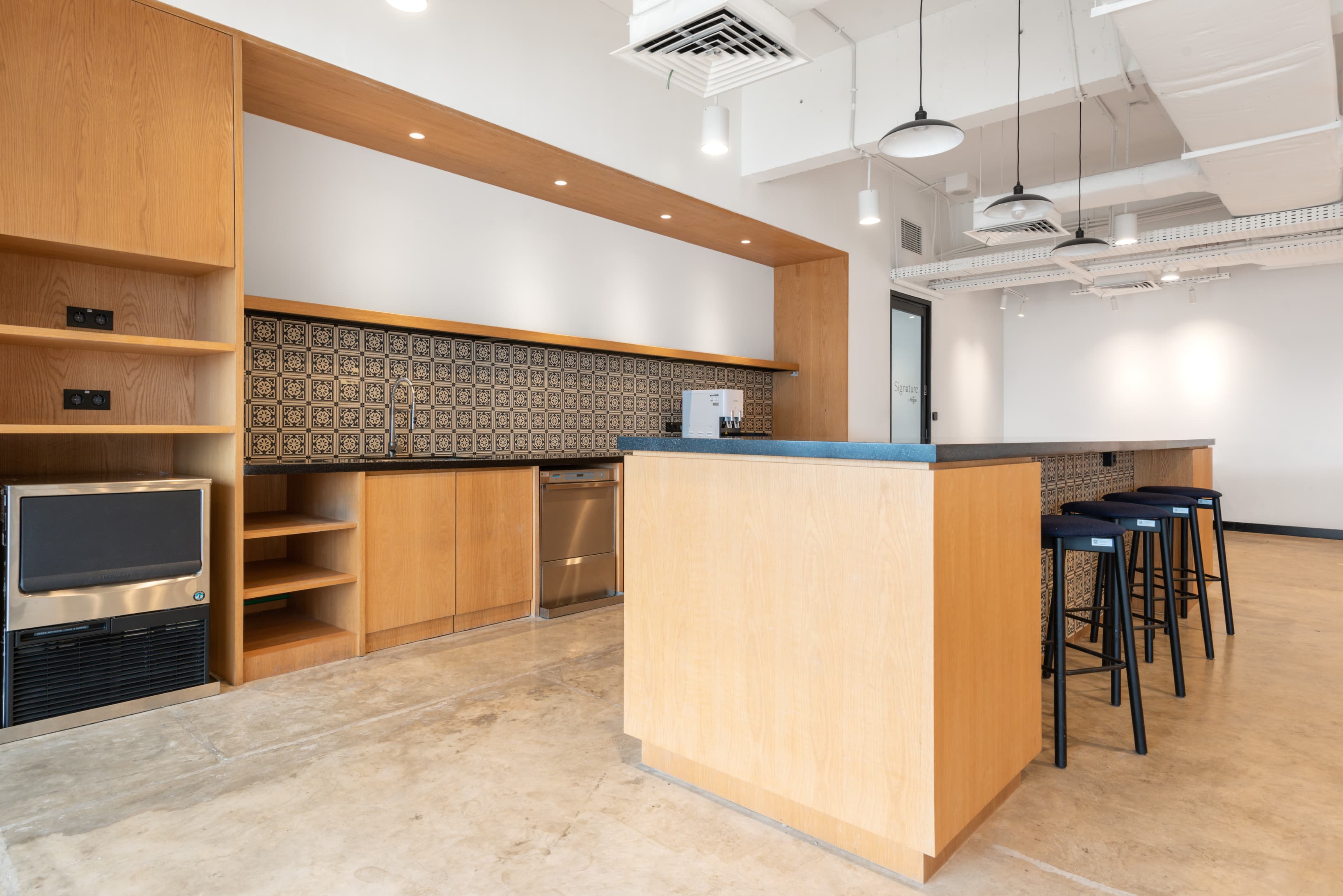 Jakarta, South Quarter image 2