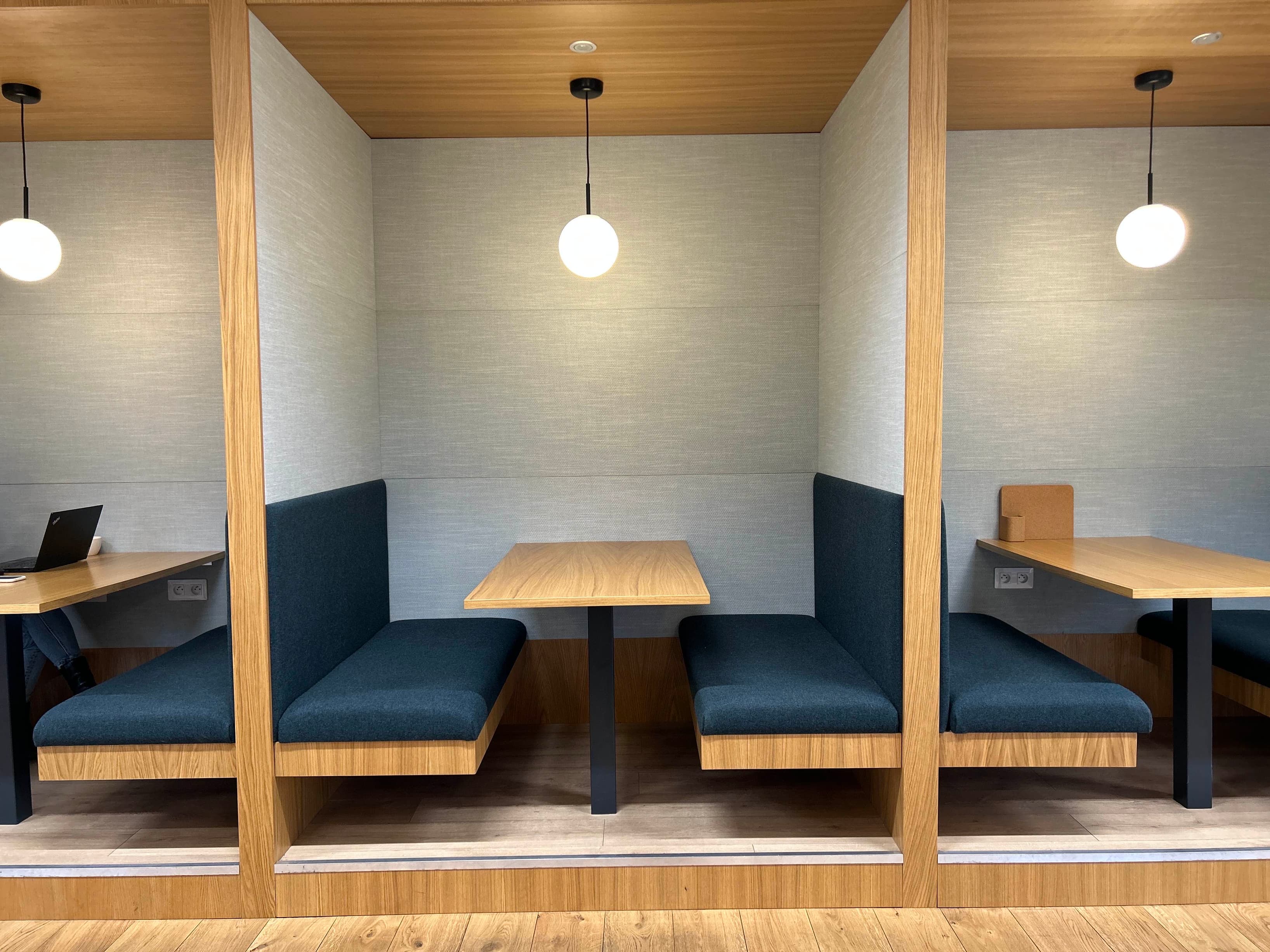 MARSEILLE, Spaces Boulevard Michelet image 9 MARSEILLE, Spaces Boulevard Michelet image 9