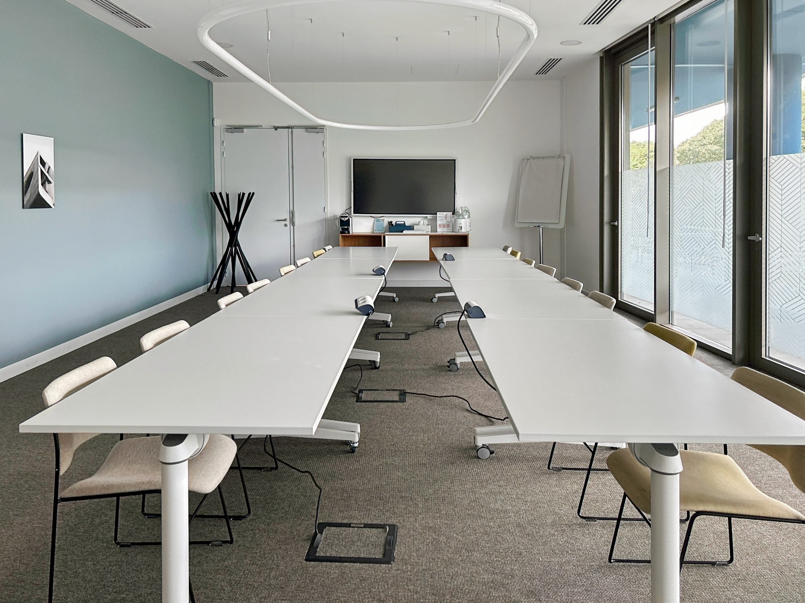 MARSEILLE, Spaces Boulevard Michelet image 5 MARSEILLE, Spaces Boulevard Michelet image 5