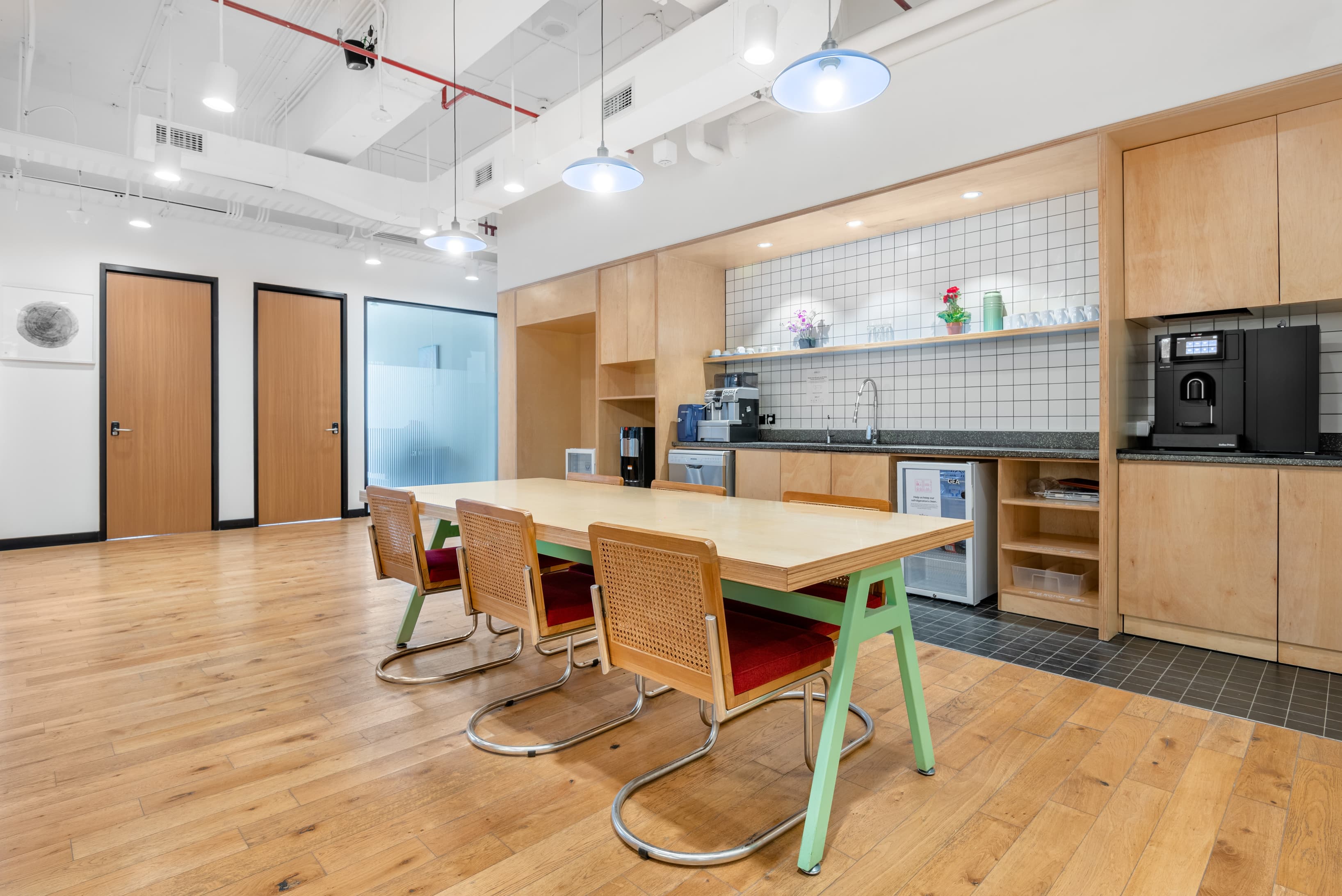 Jakarta, Revenue Tower image 4