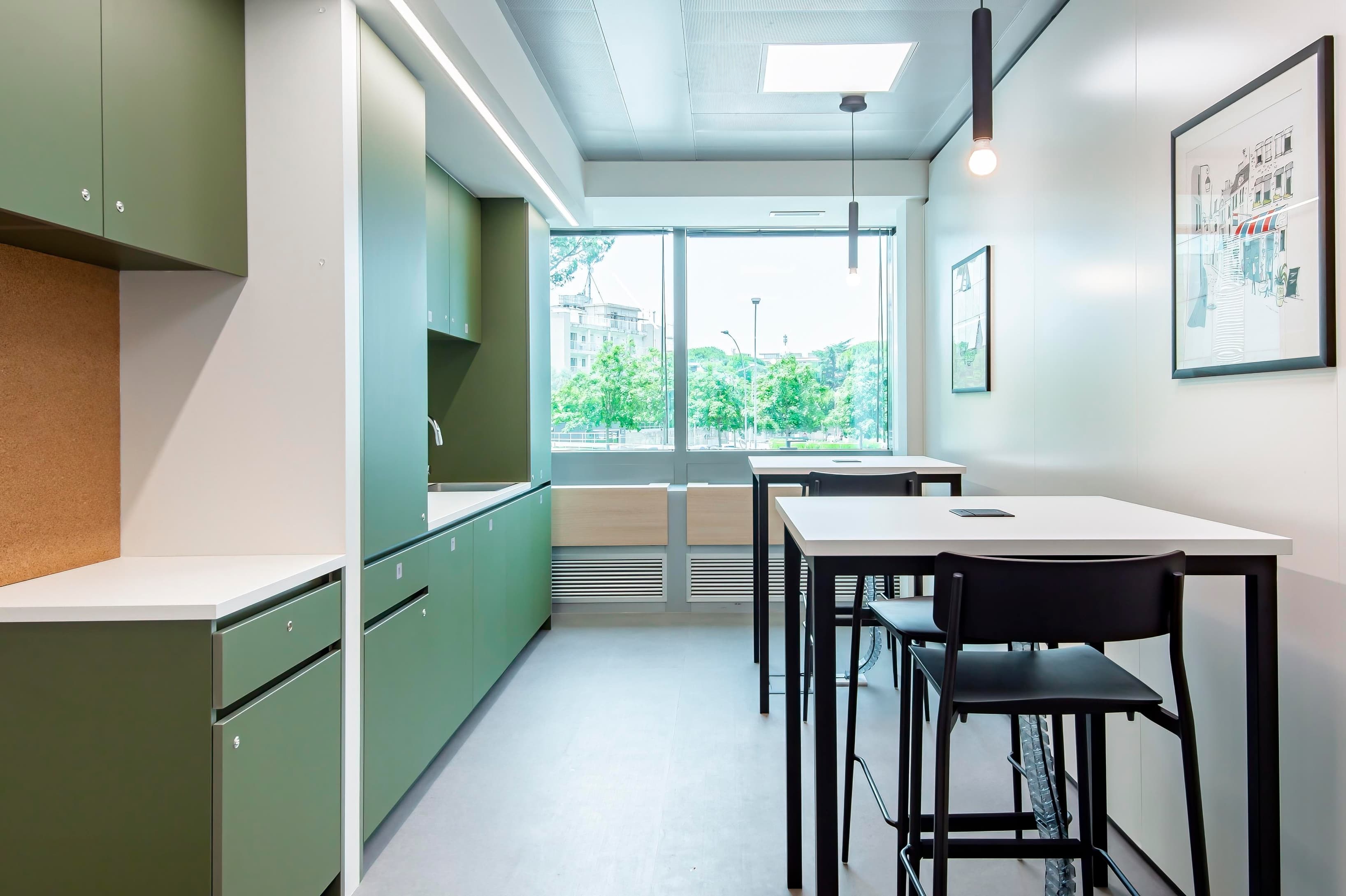 Rome, EUR Woliba image 3