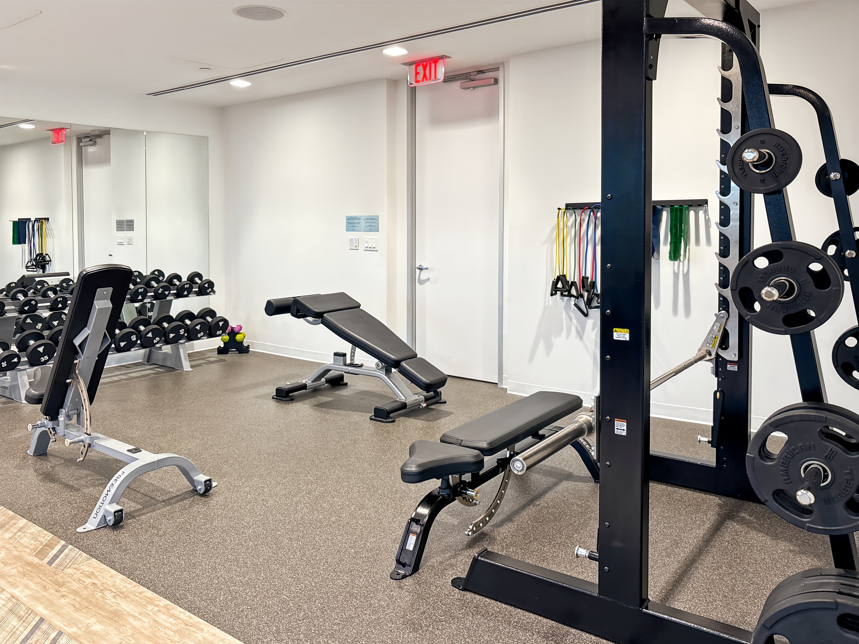 Shanghai, The Crest image 12