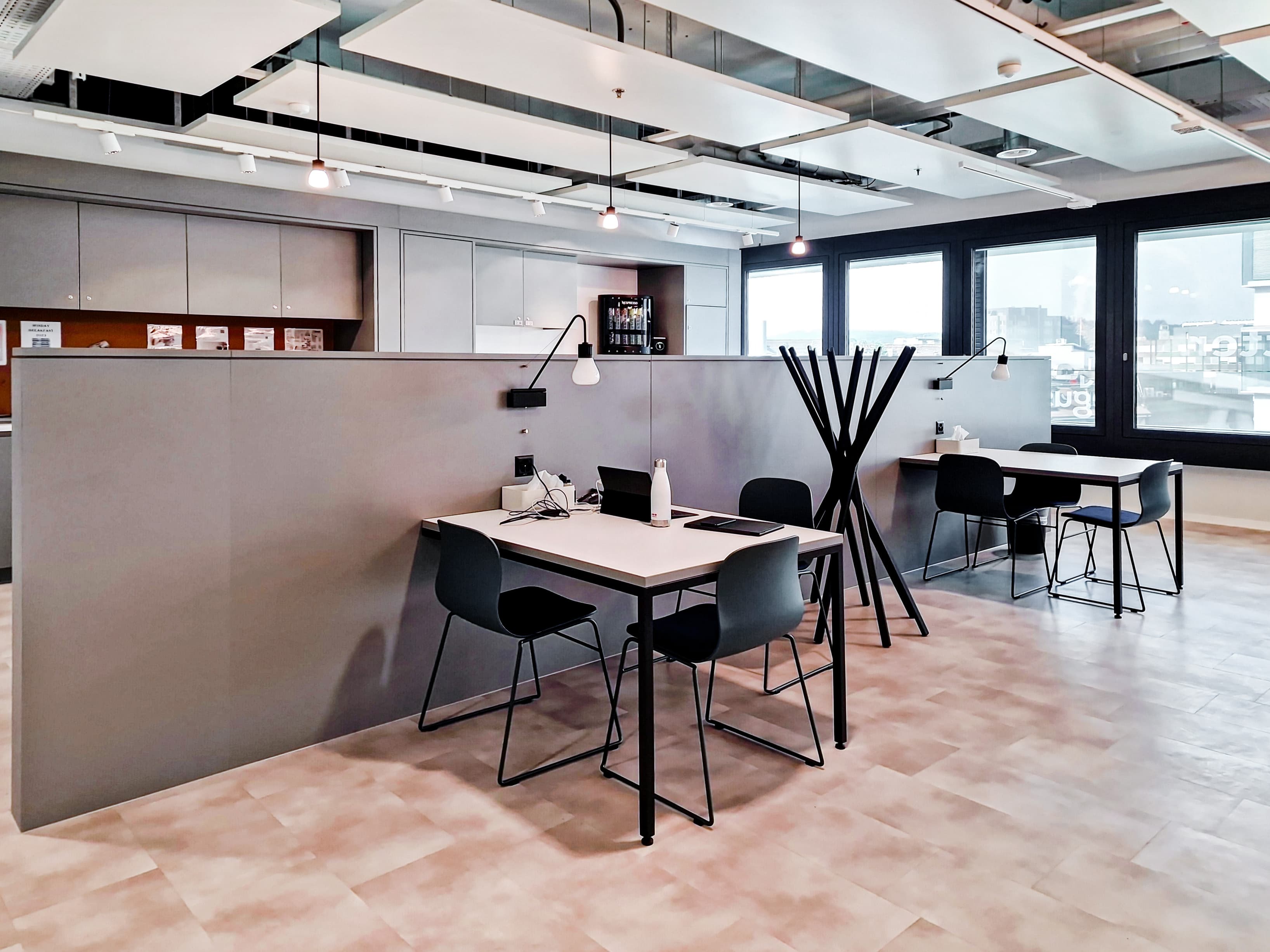 Bern, Main Station image 5