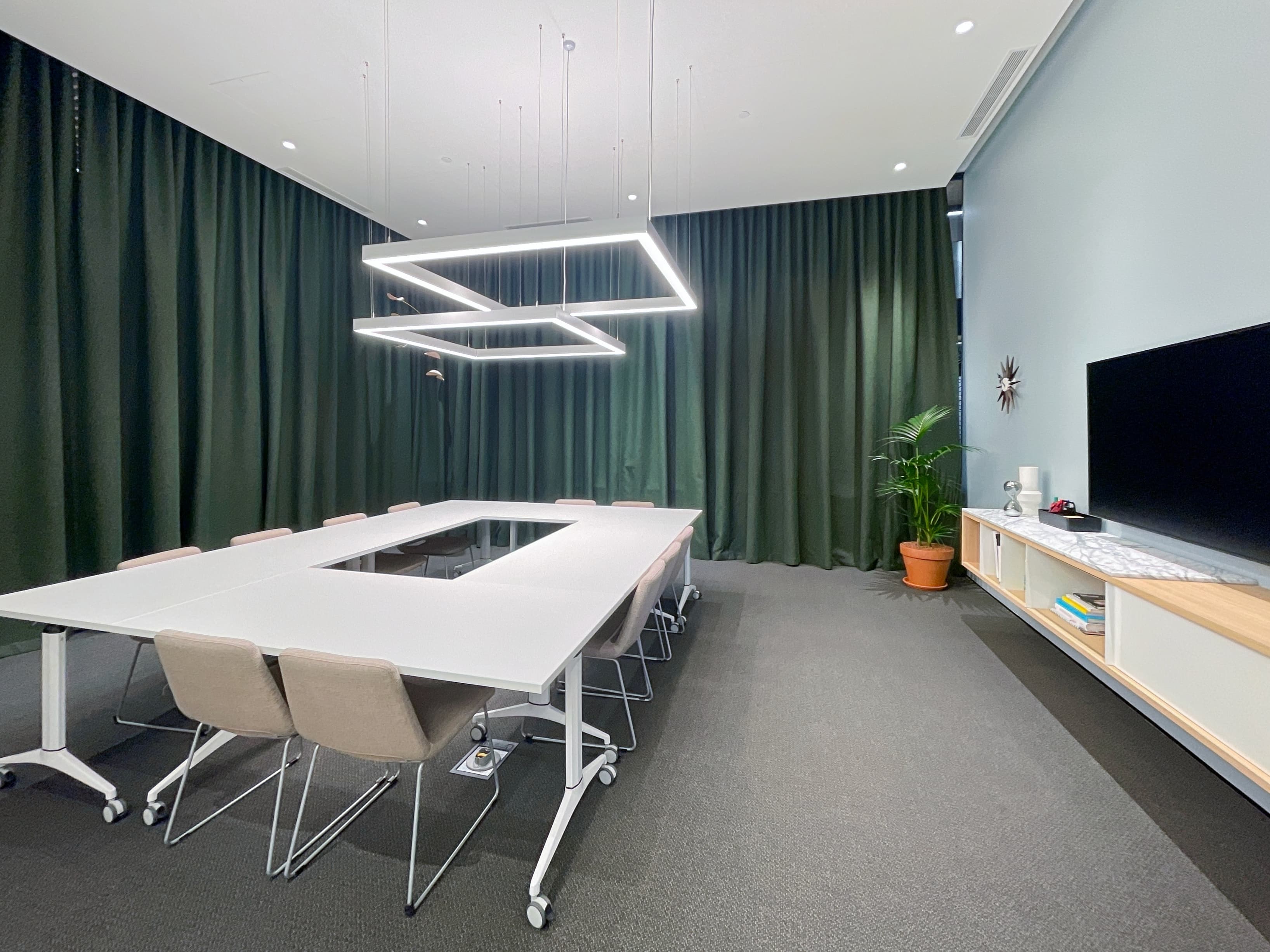 110 Carlton Gore Rd image 4 110 Carlton Gore Rd image 4