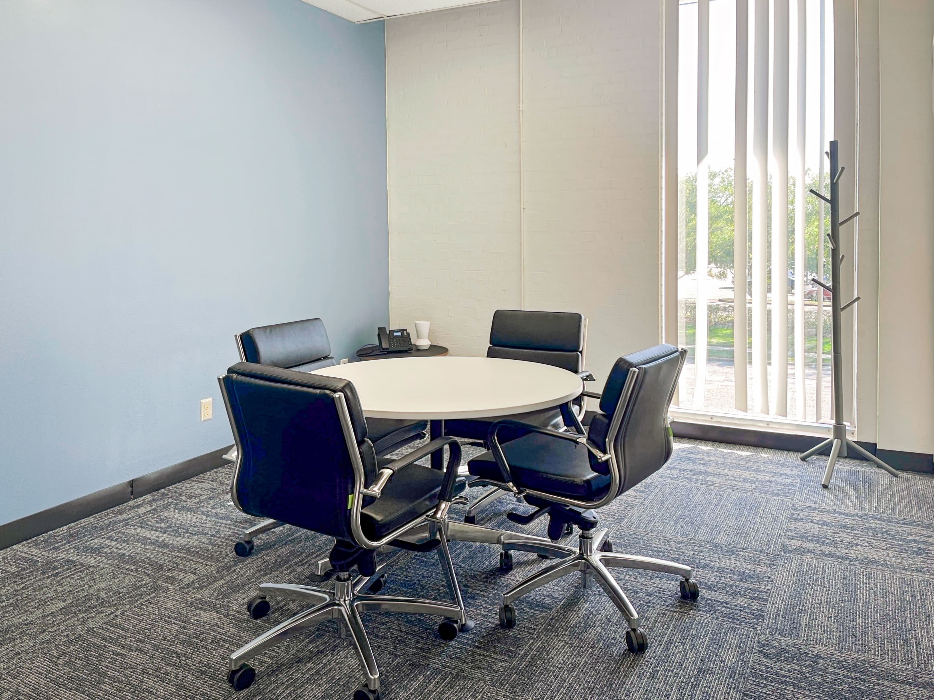 TX, Houston - Buccaneer Ln. image 8