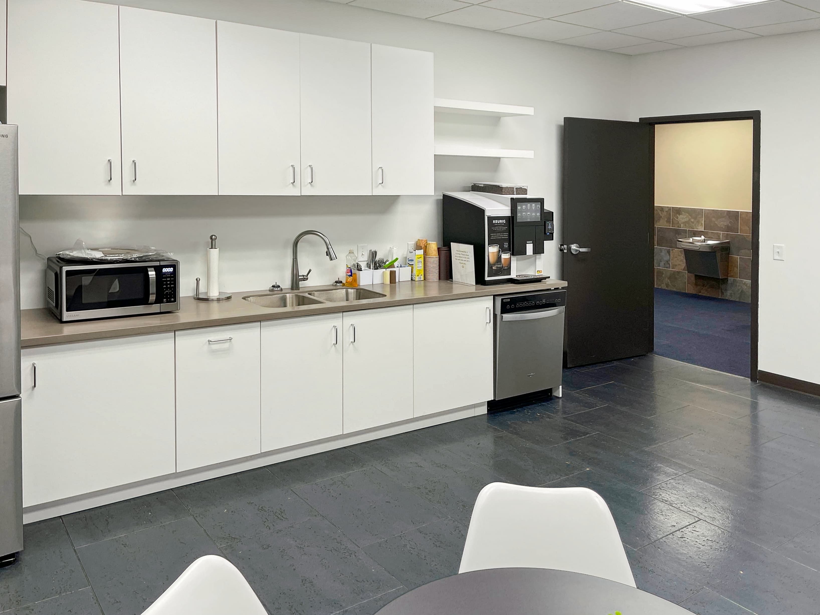 ND, Fargo - 32nd Avenue image 5