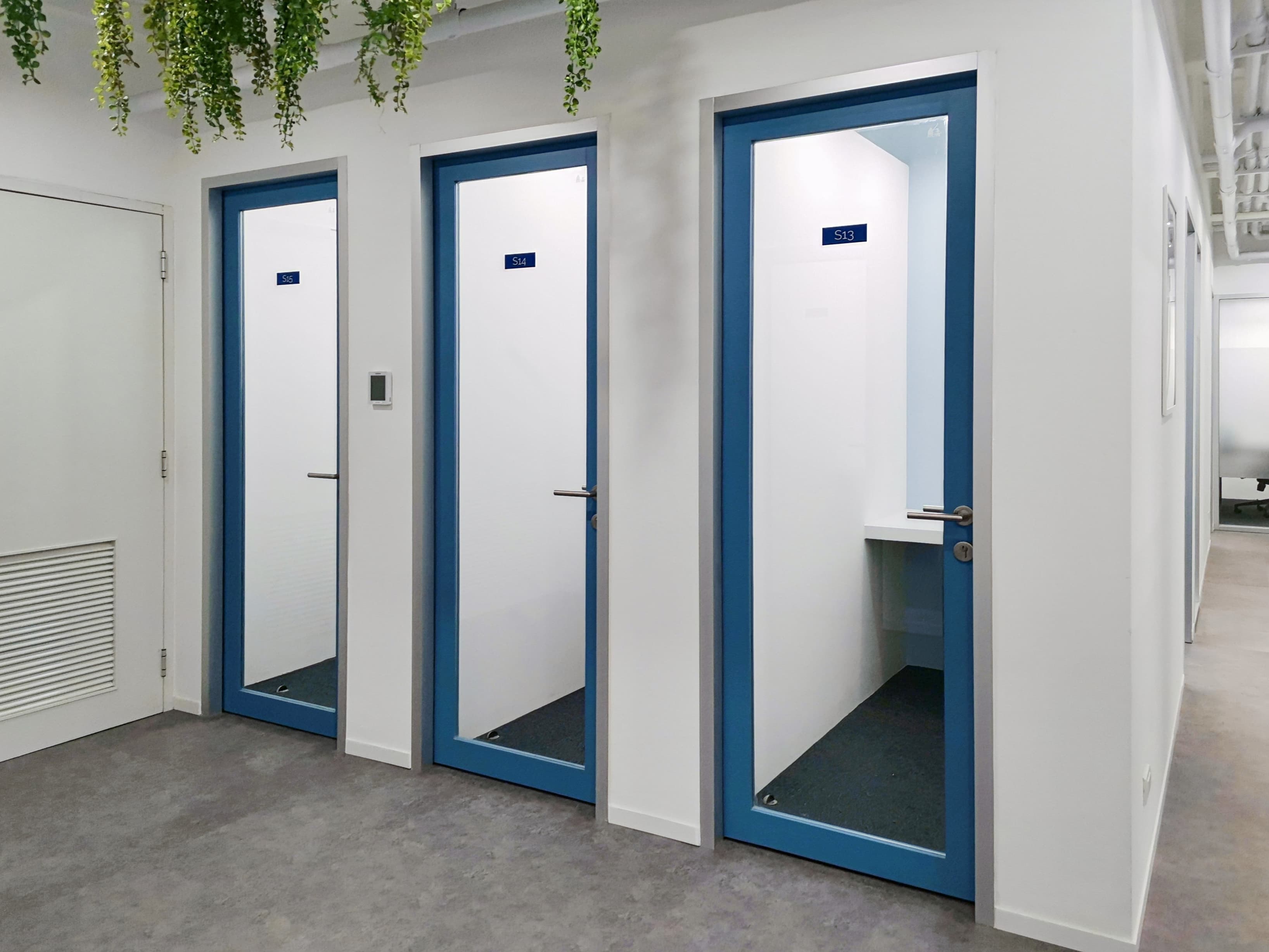 Bangkok, Teo Hong Silom Building image 4 Bangkok, Teo Hong Silom Building image 4