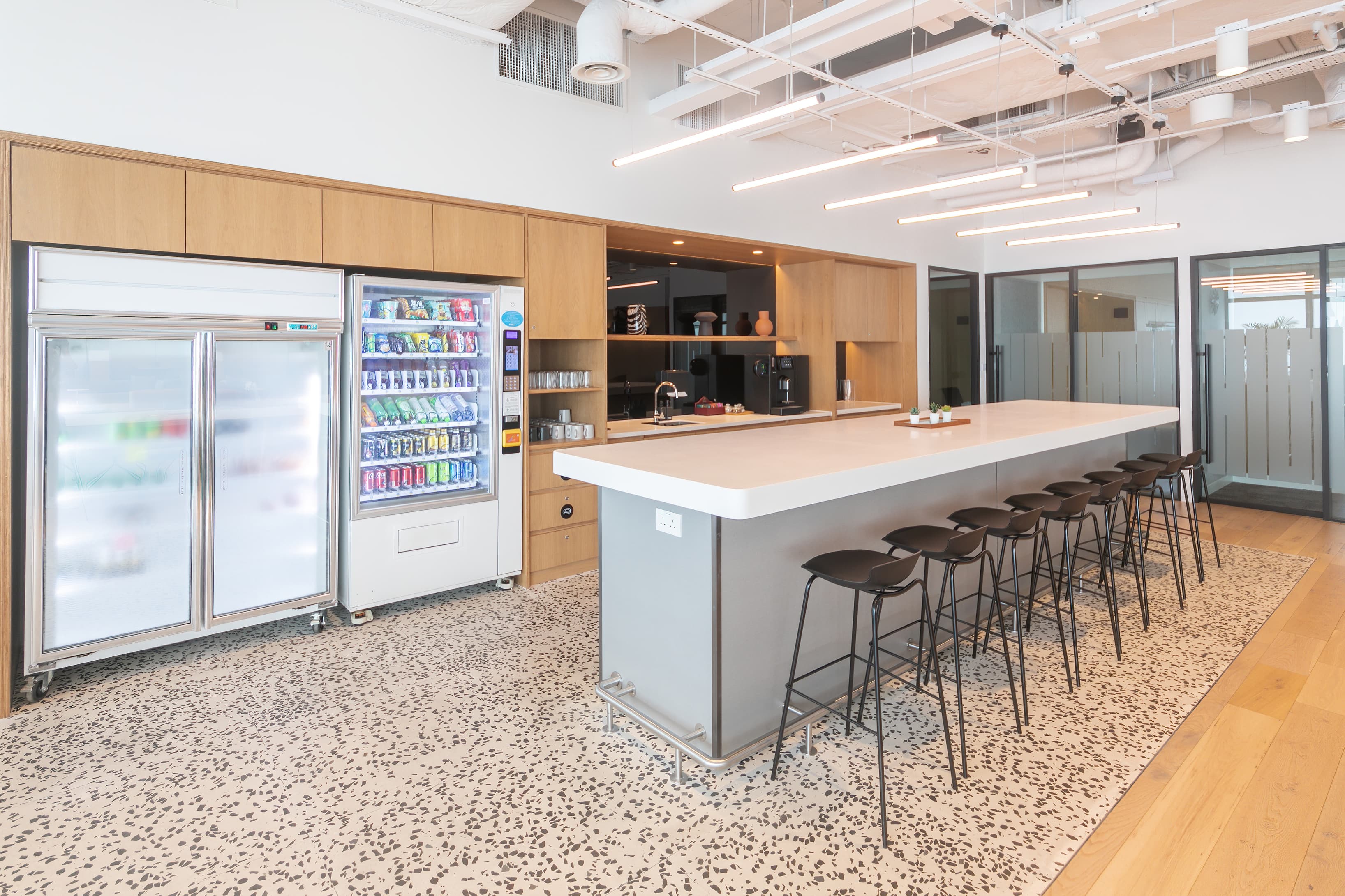 Hong Kong, ICC 86/F image 9 Hong Kong, ICC 86/F image 9