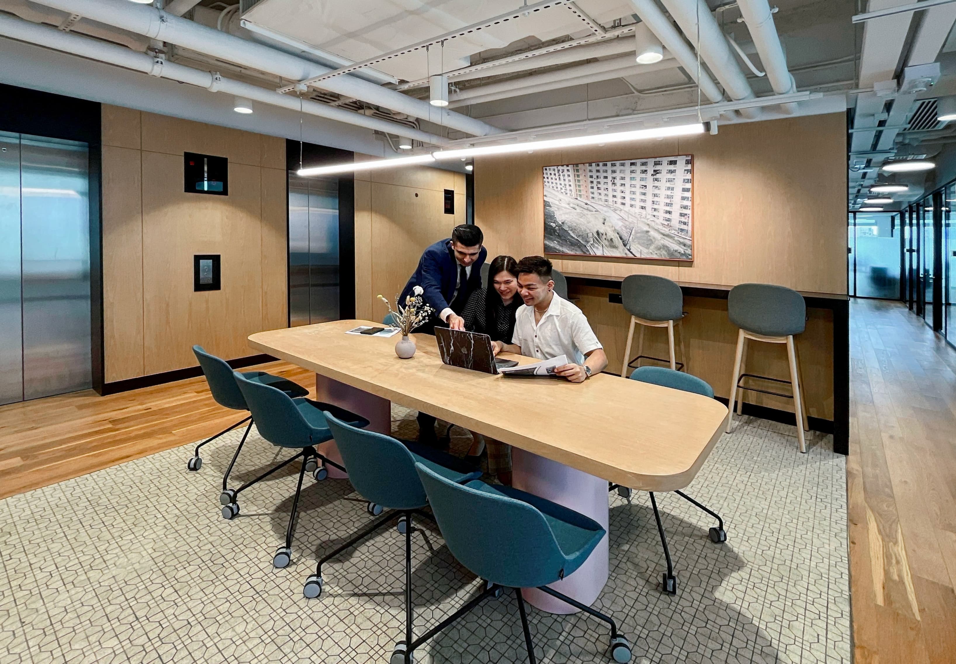 Hong Kong, LKF Tower image 5