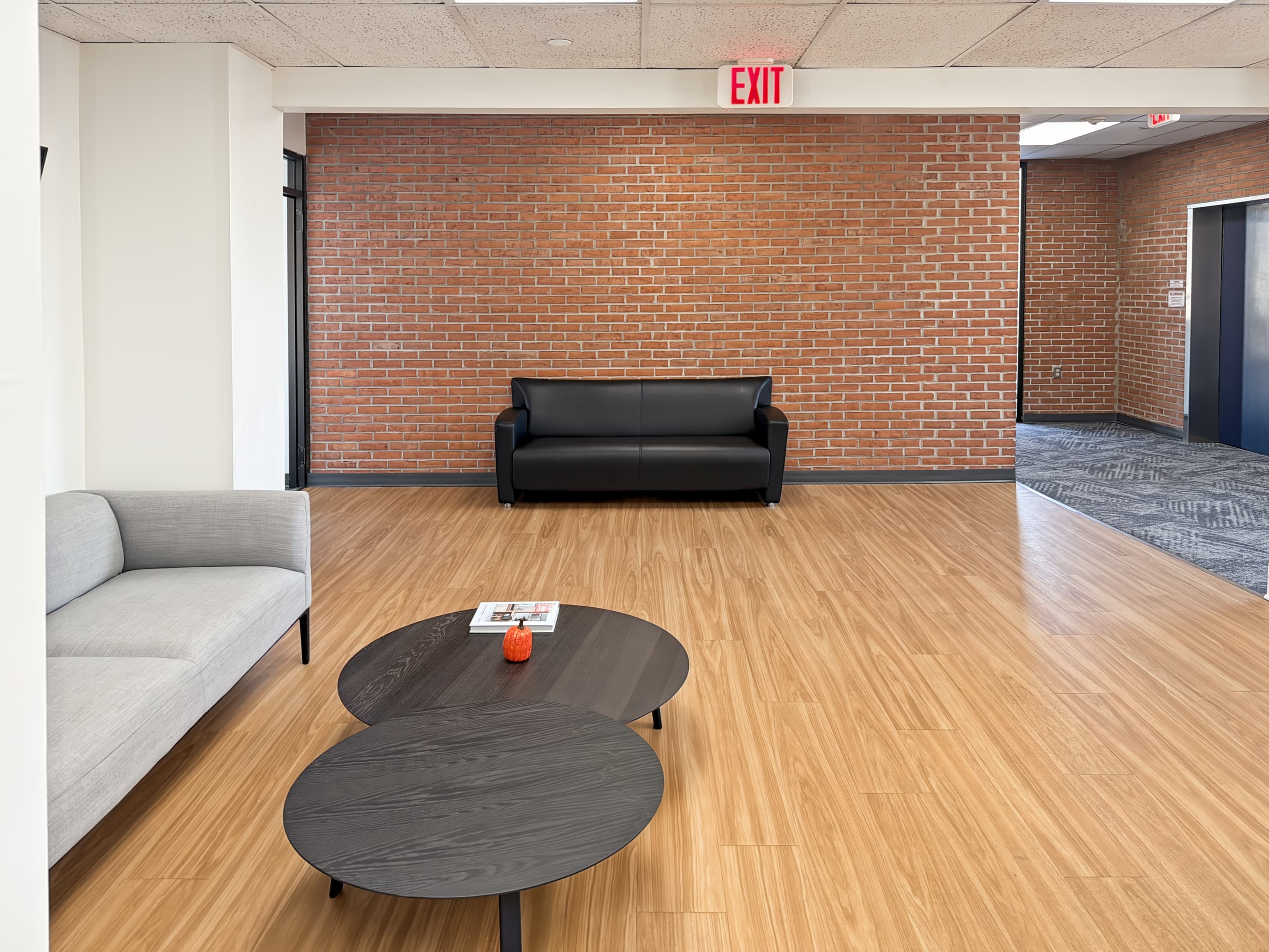 MD, Hagerstown - 33 W. Franklin image 5