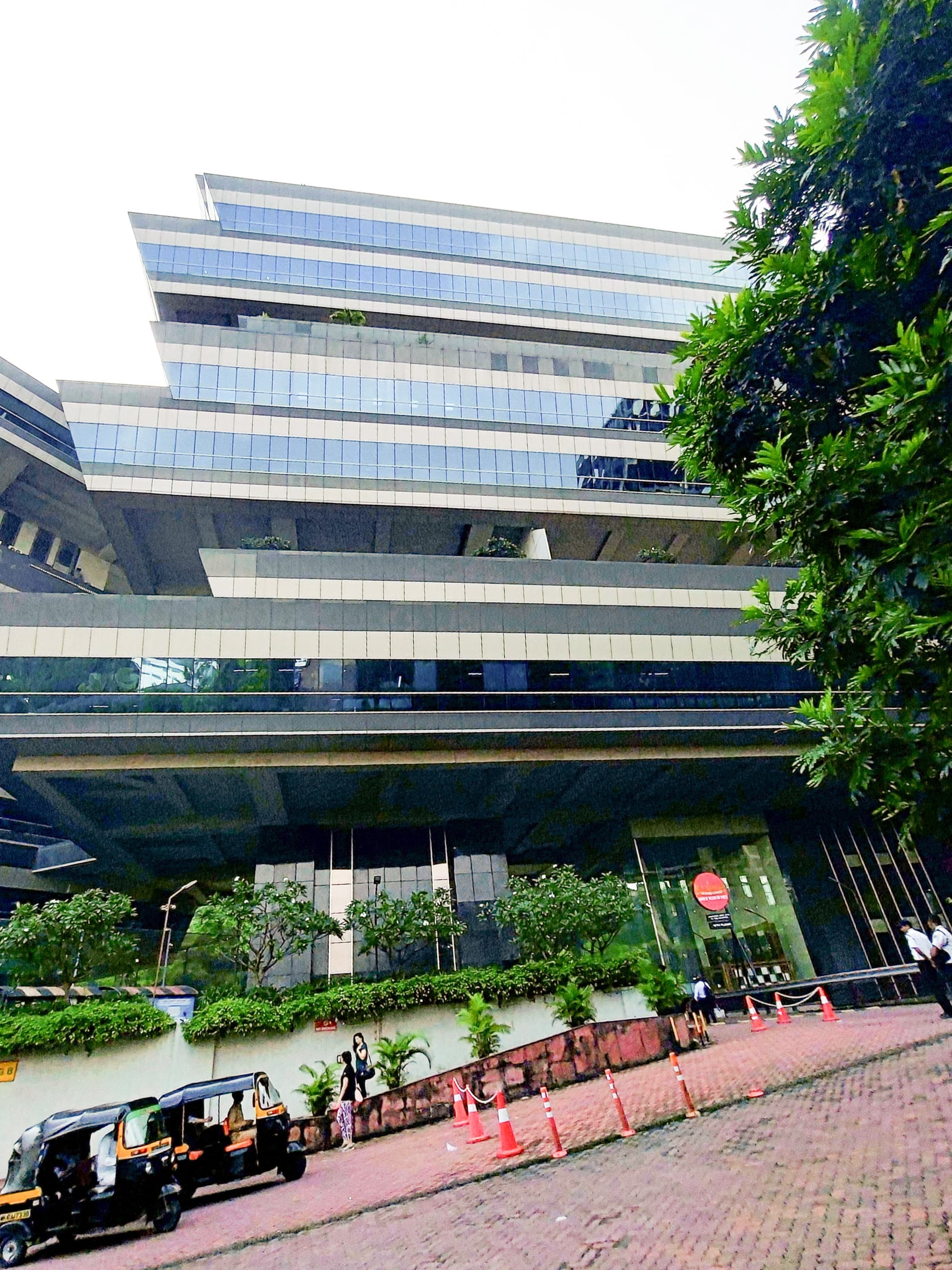 Mumbai, Supreme Business Park, Powai image 2