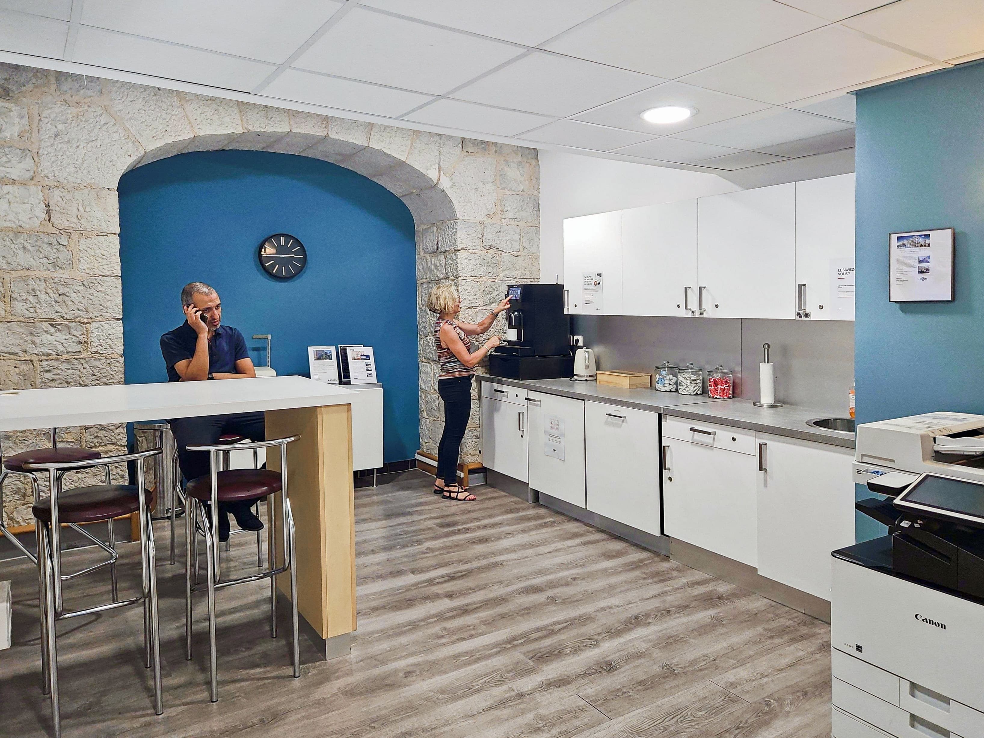 MARSEILLE, Les Docks image 6 MARSEILLE, Les Docks image 6