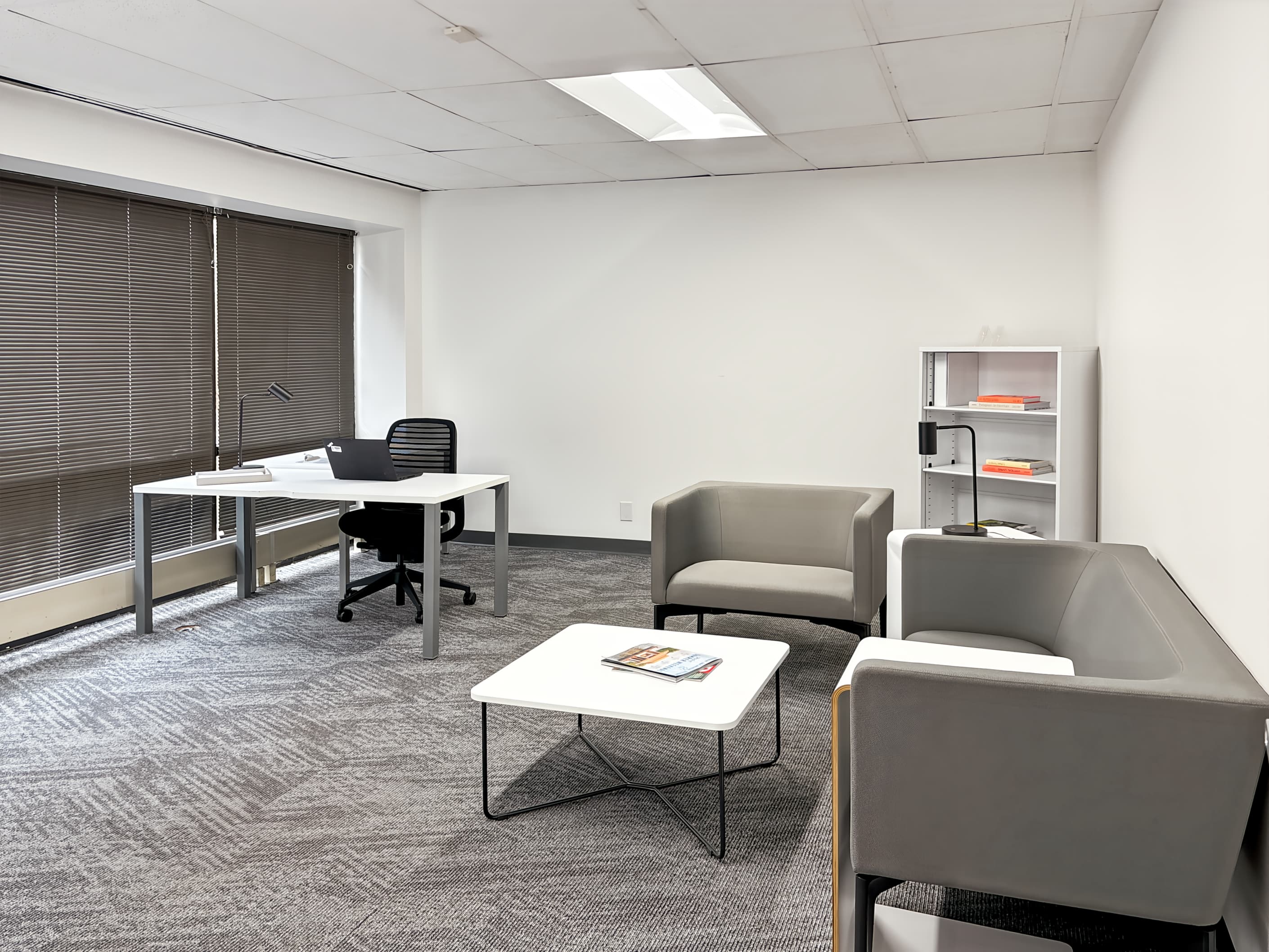 TX Irving - 320 Decker Drive image 3