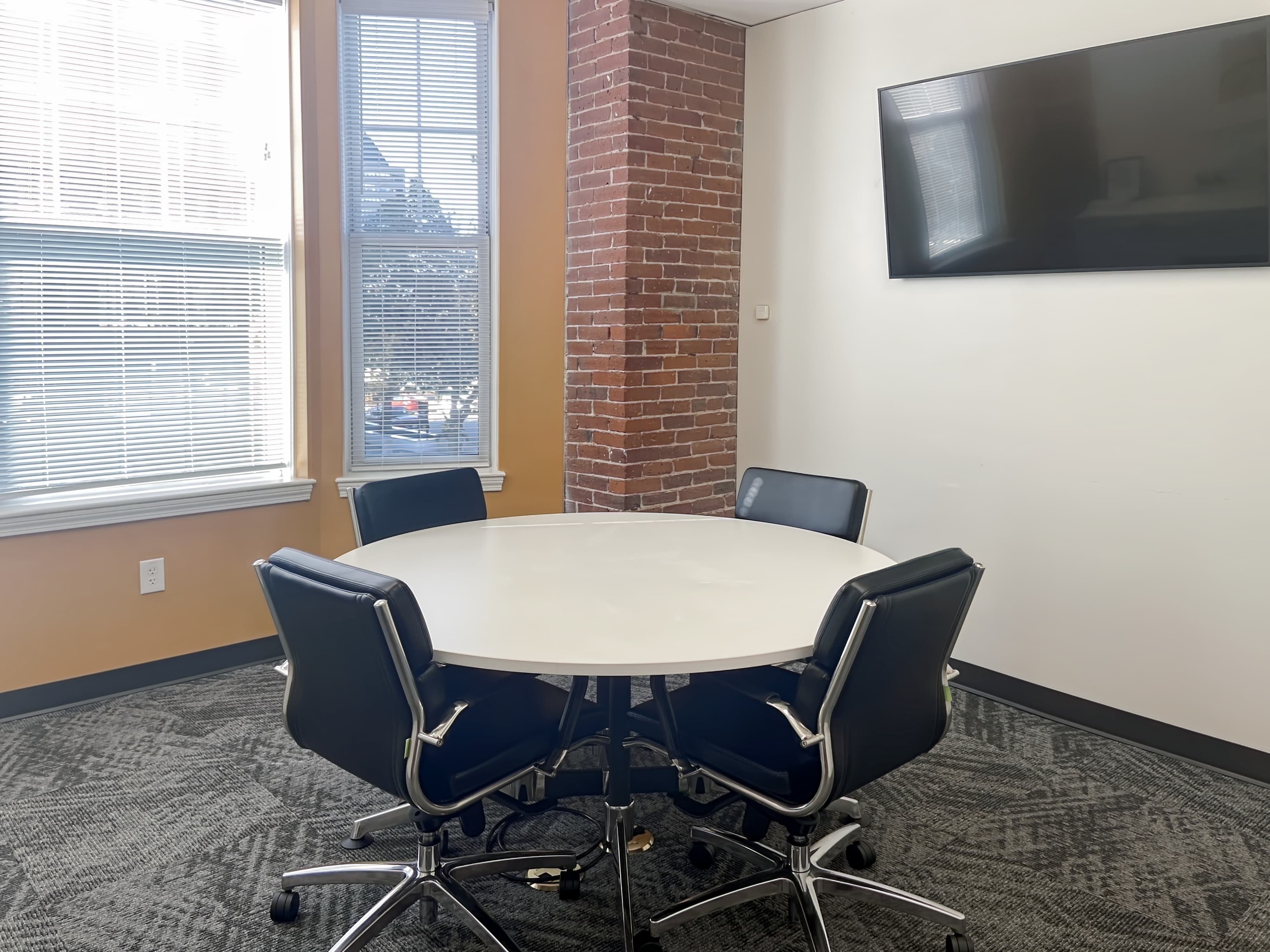 NH, Manchester - Elm Street image 6 NH, Manchester - Elm Street image 6