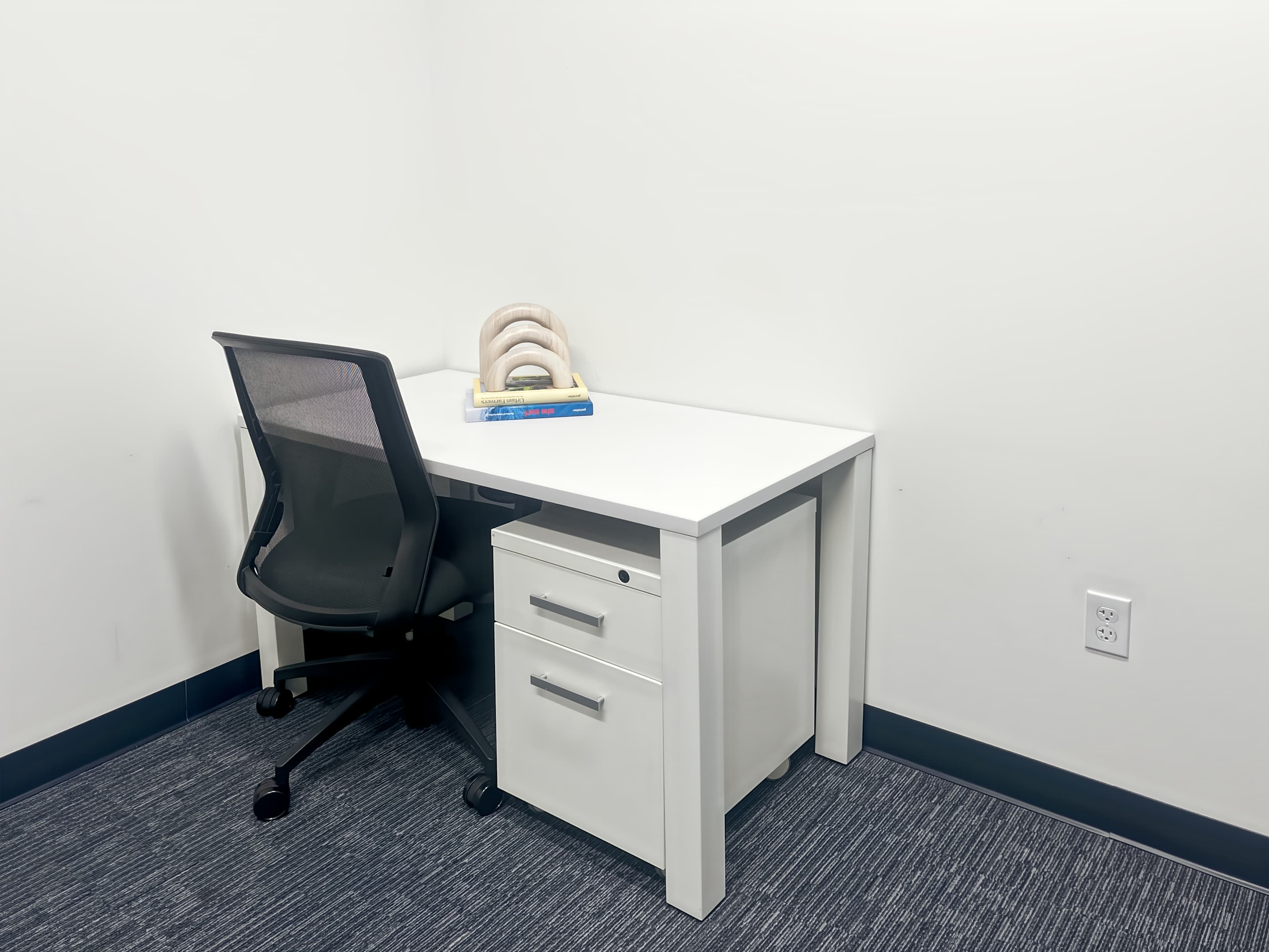 CA, Bakersfield - Truxtun Ave. image 6 CA, Bakersfield - Truxtun Ave. image 6