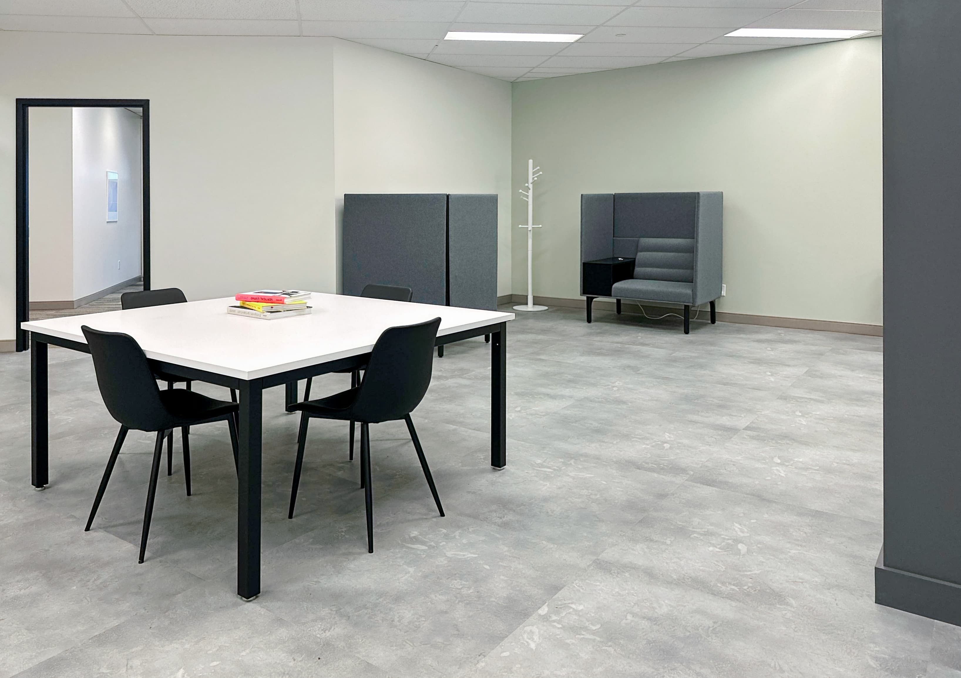 ON, Cambridge - Water St North image 4