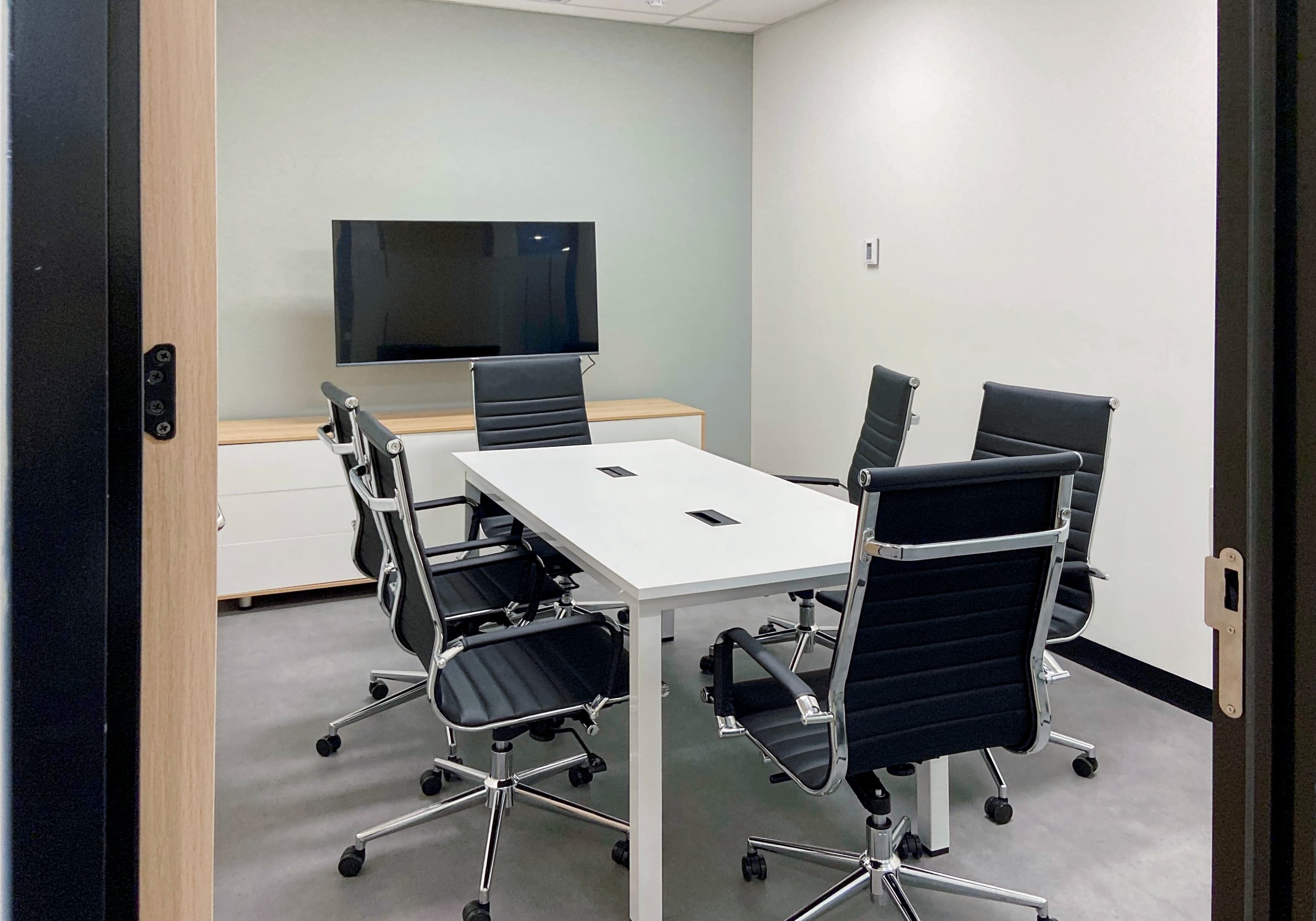 MELBOURNE, 301 Burwood Hwy image 4 MELBOURNE, 301 Burwood Hwy image 4