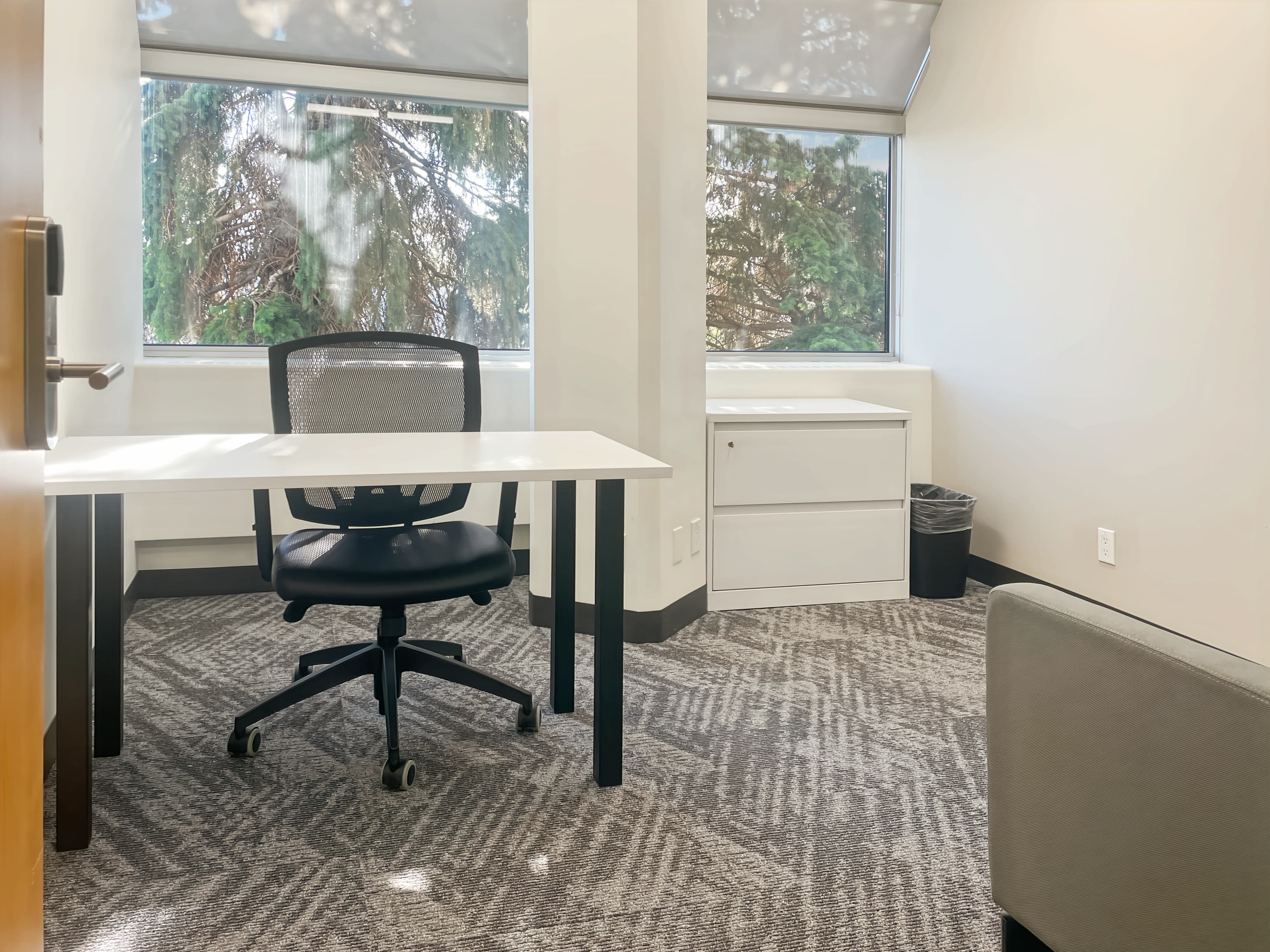 AB, Calgary - 6815 8th Street image 6