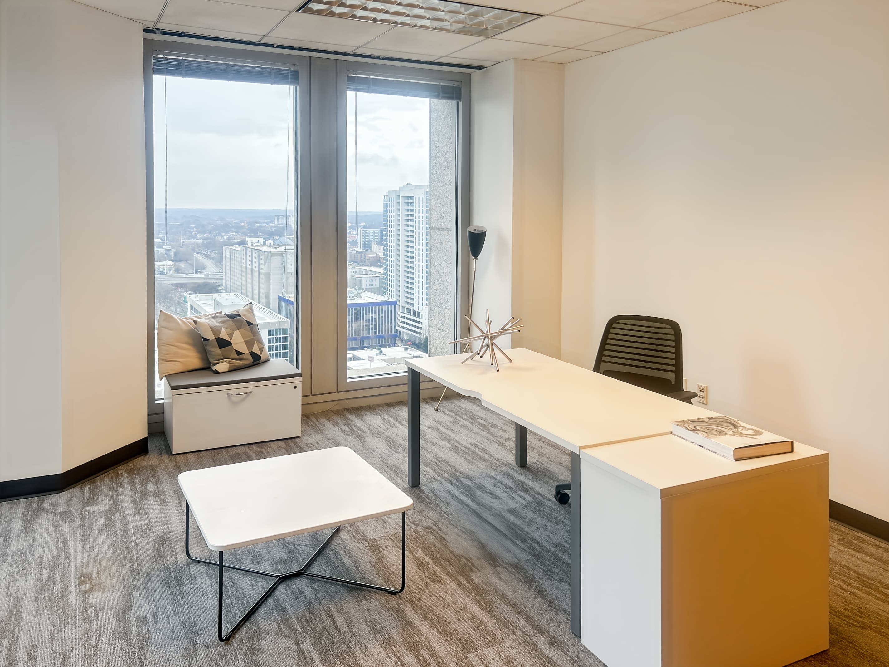 GA, Atlanta - 191 Peachtree Street image 7