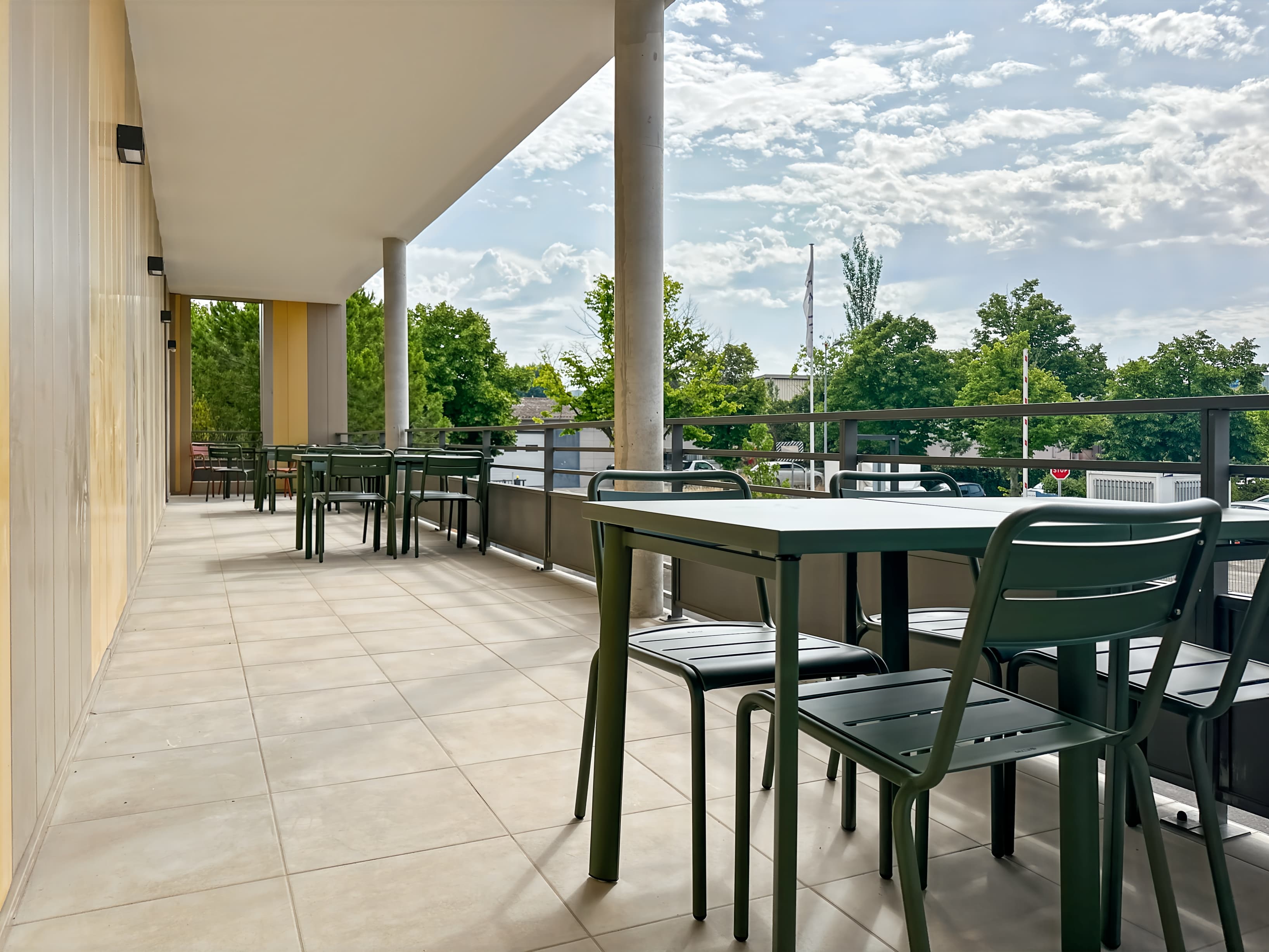 Aix-en-Provence Regus Aix Les Milles image 14