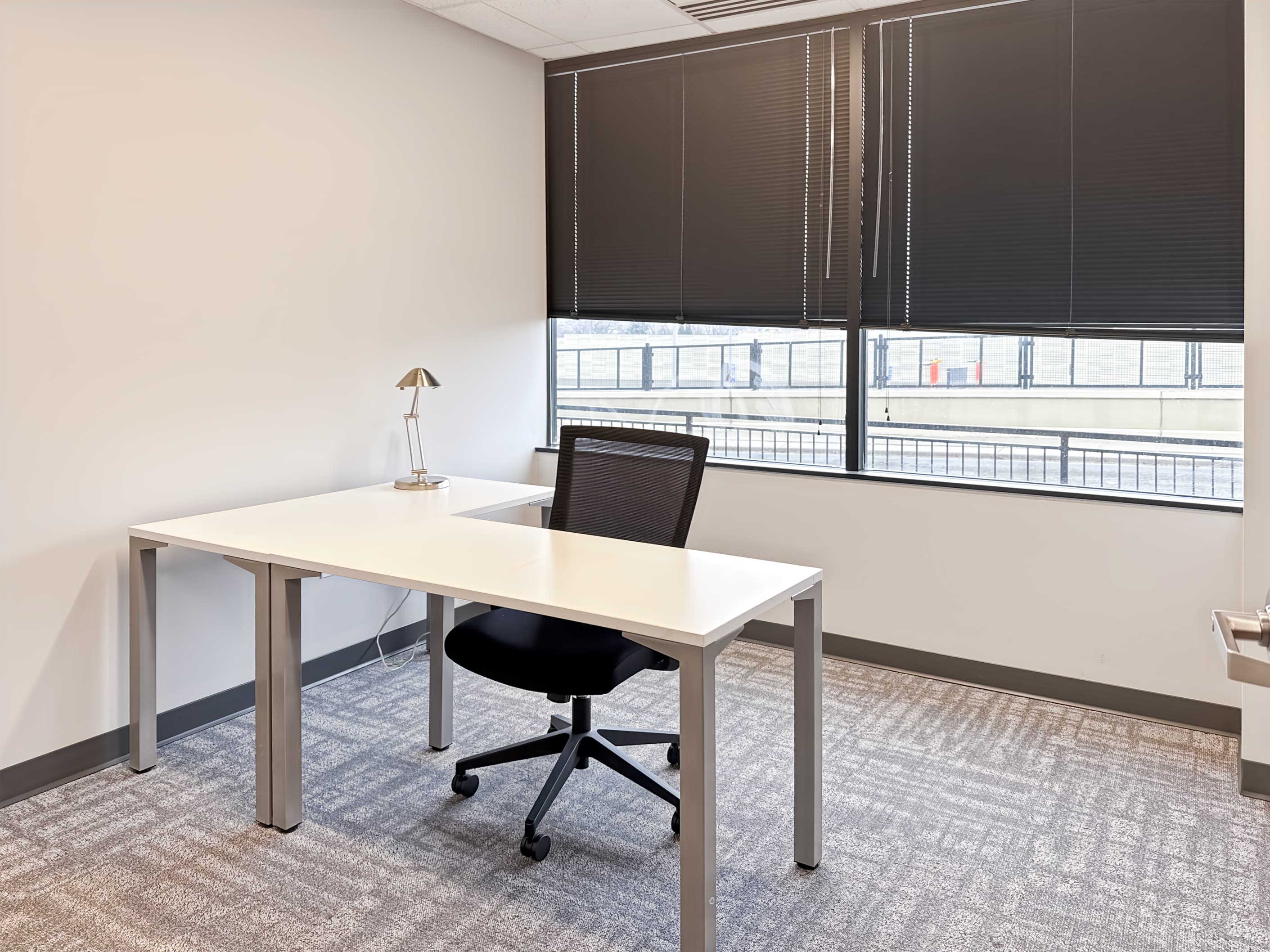 WI, Wauwatosa - Honey Creek Corporate Center image 6