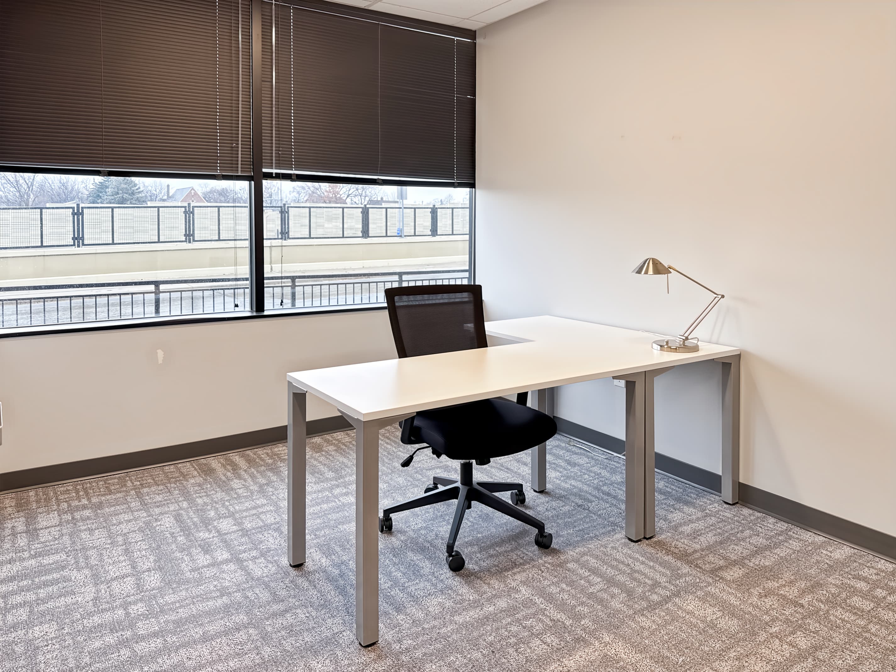 WI, Wauwatosa - Honey Creek Corporate Center image 9