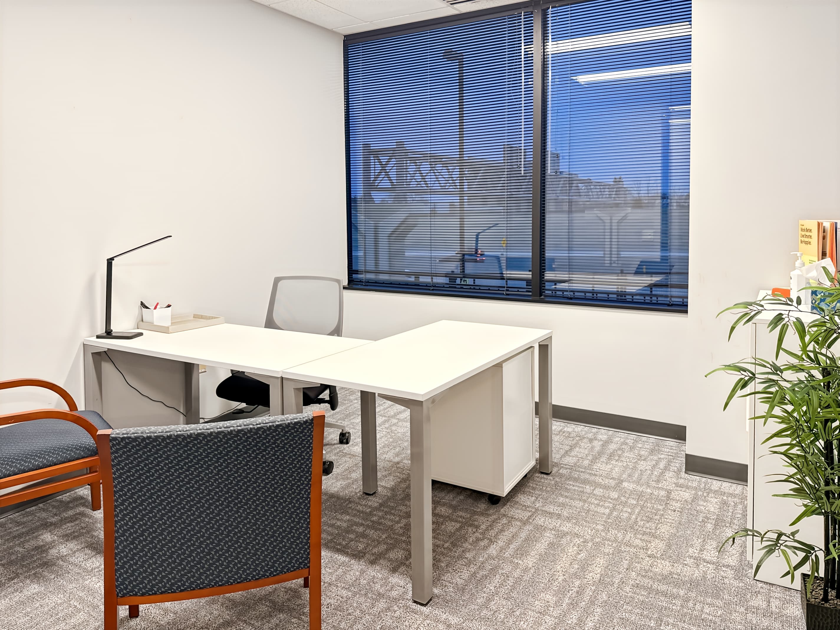 WI, Wauwatosa - Honey Creek Corporate Center image 2