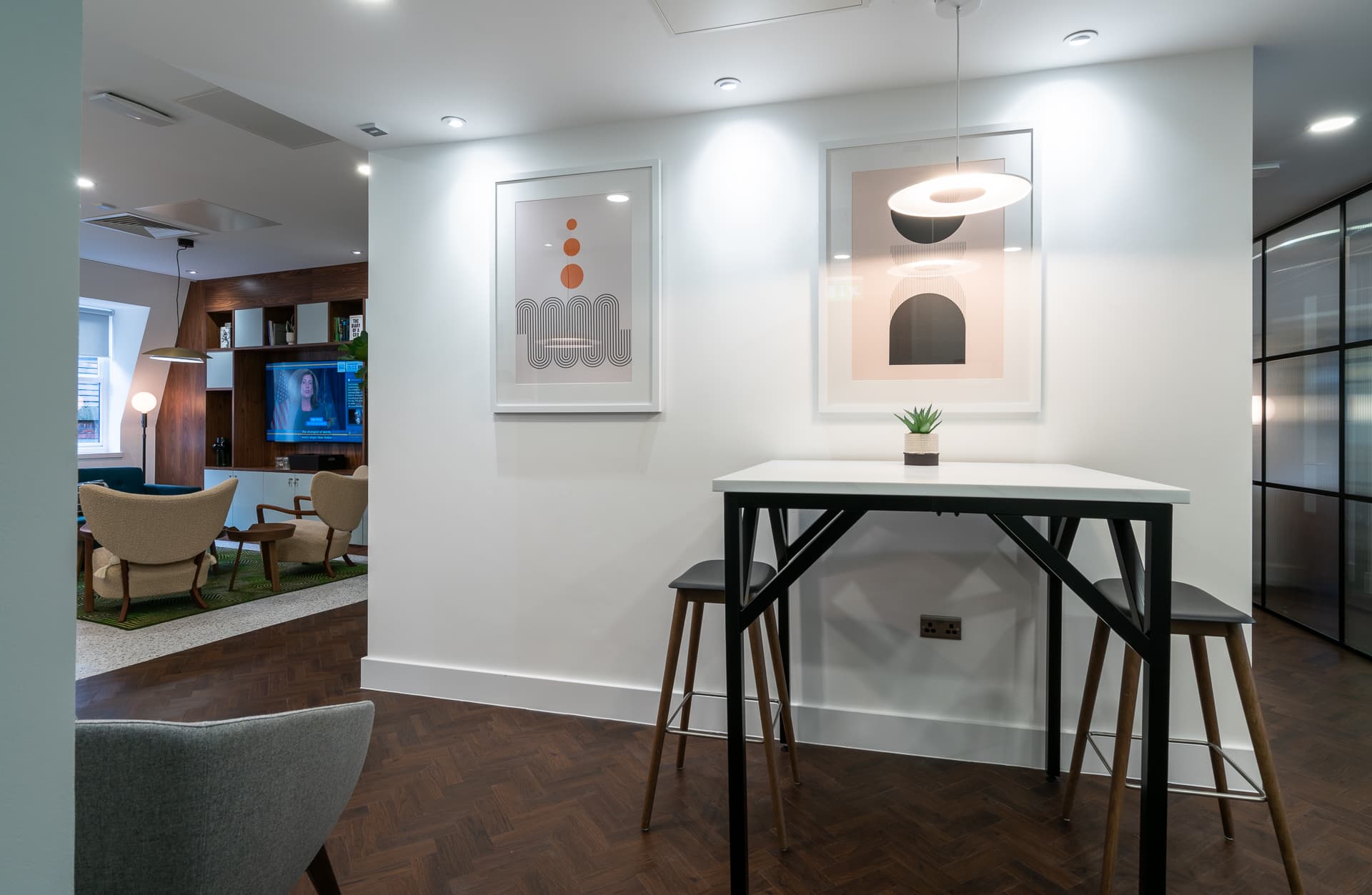 Signature, Bow Chambers image 3