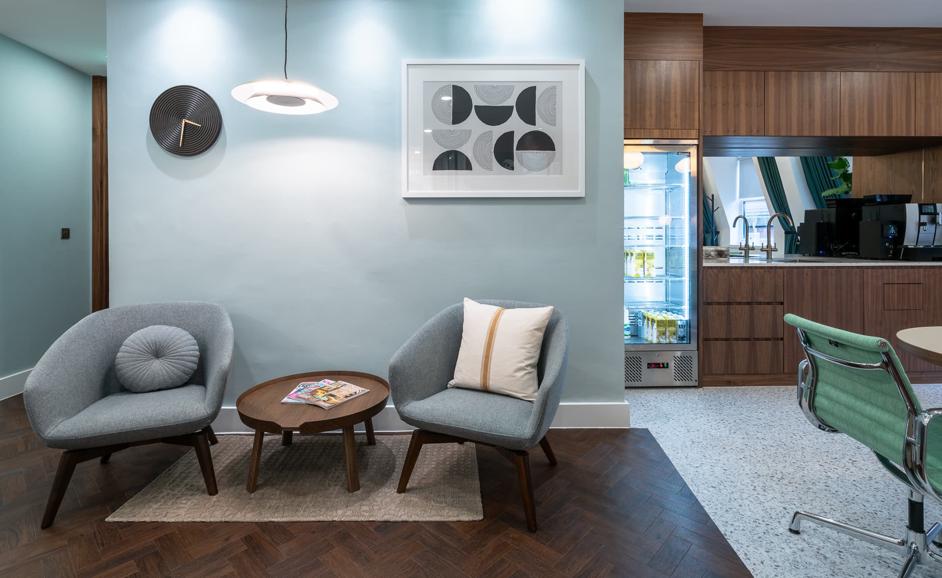 Signature, Bow Chambers image 10