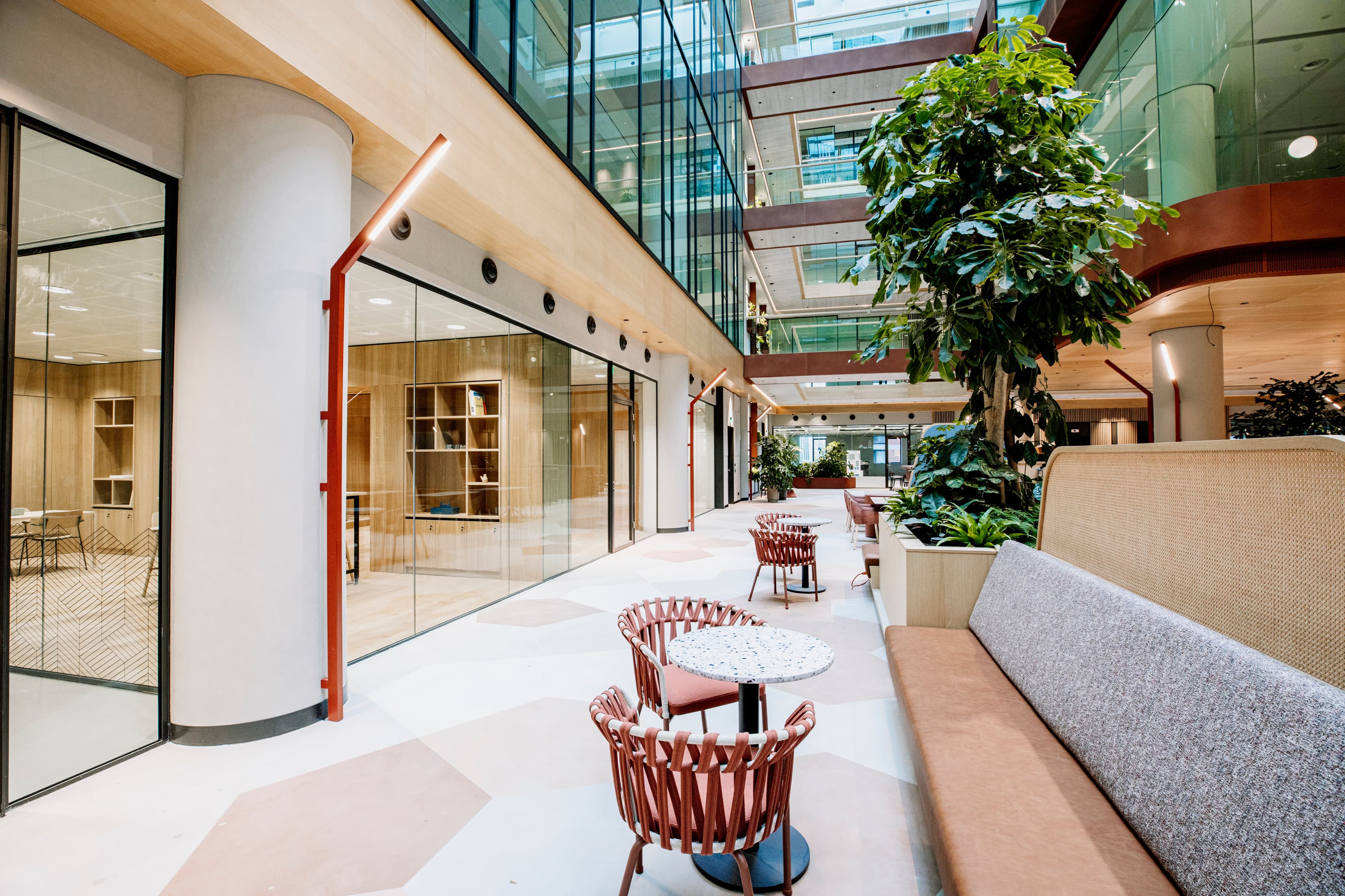 Rotterdam, Spaces Rotterdam (Air Offices) image 3