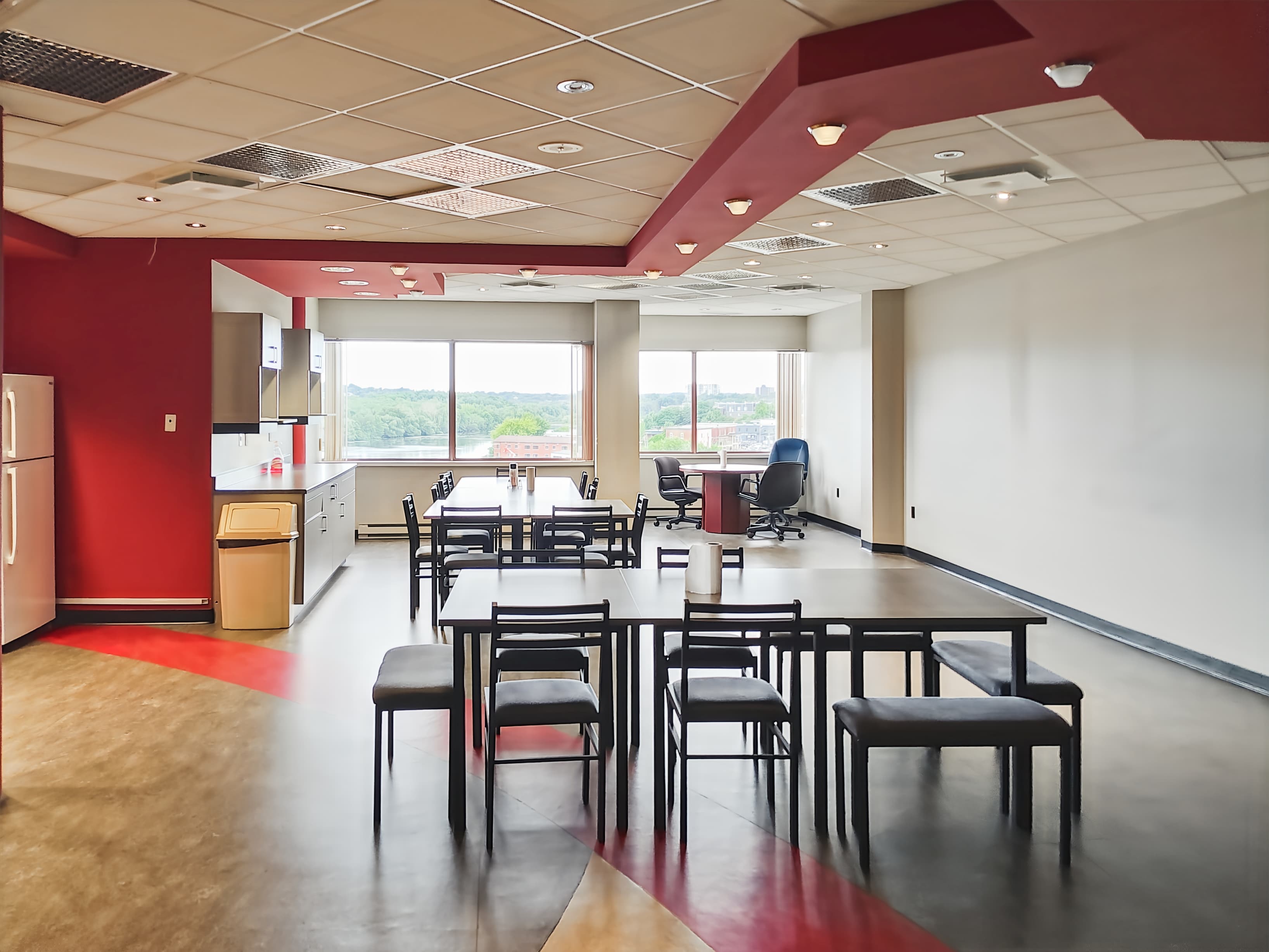 QC, Sherbrooke - King Street West image 9