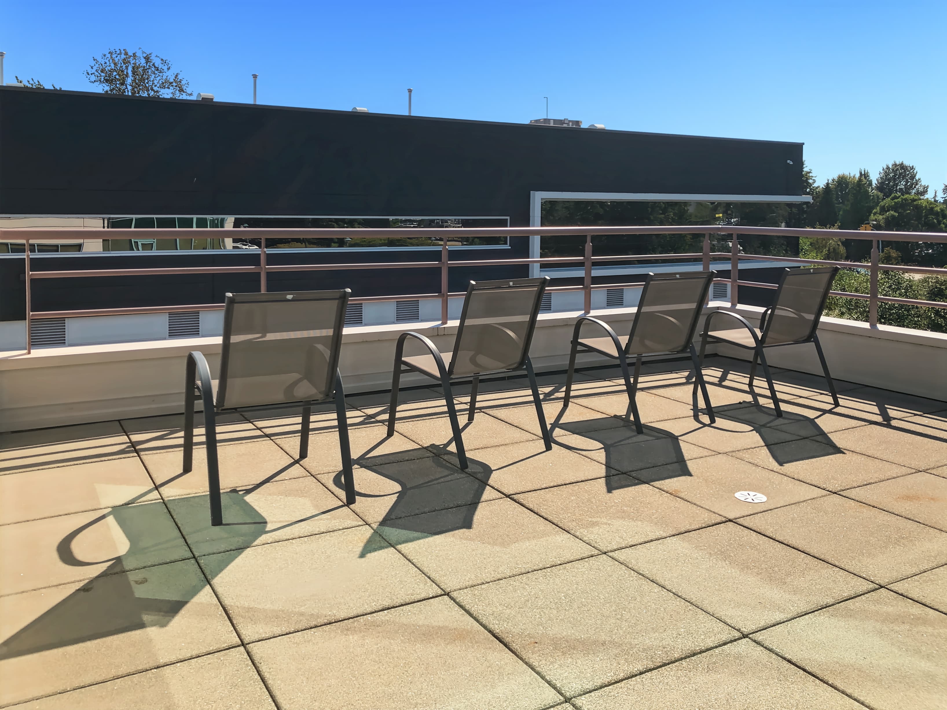 BC, Richmond - Commerce Court image 8