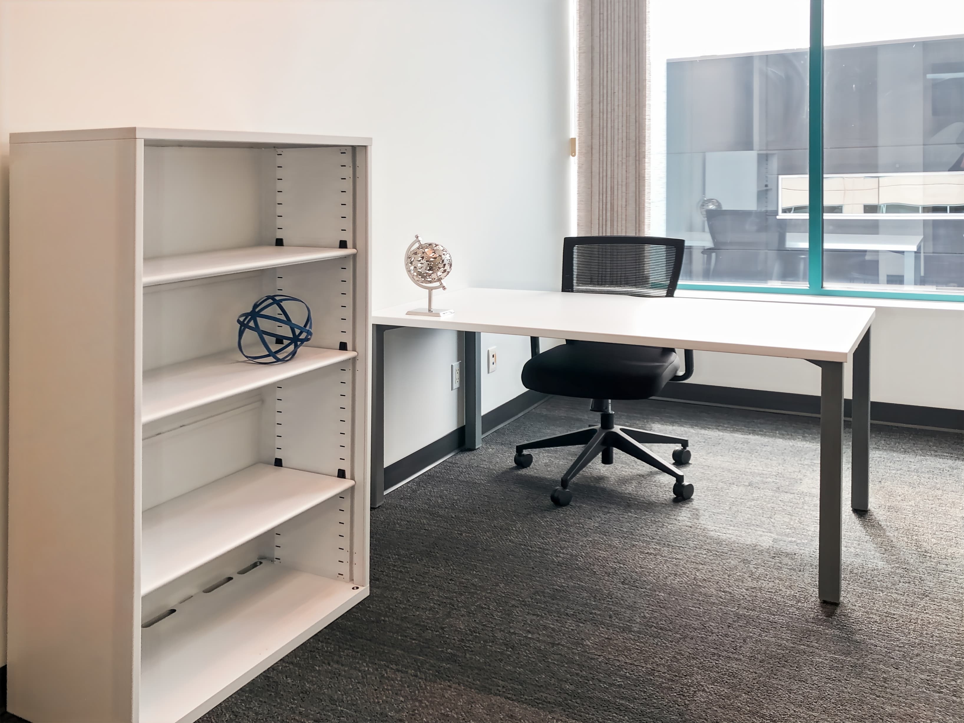 BC, Richmond - Commerce Court image 5