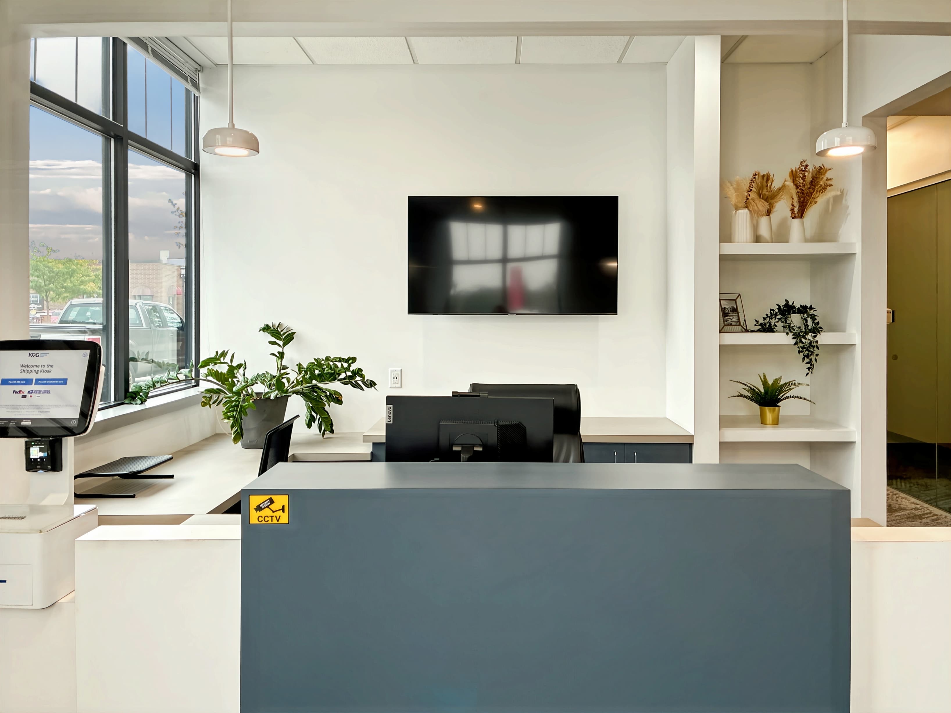 MN, Lakeville - Holyoke Ave image 3