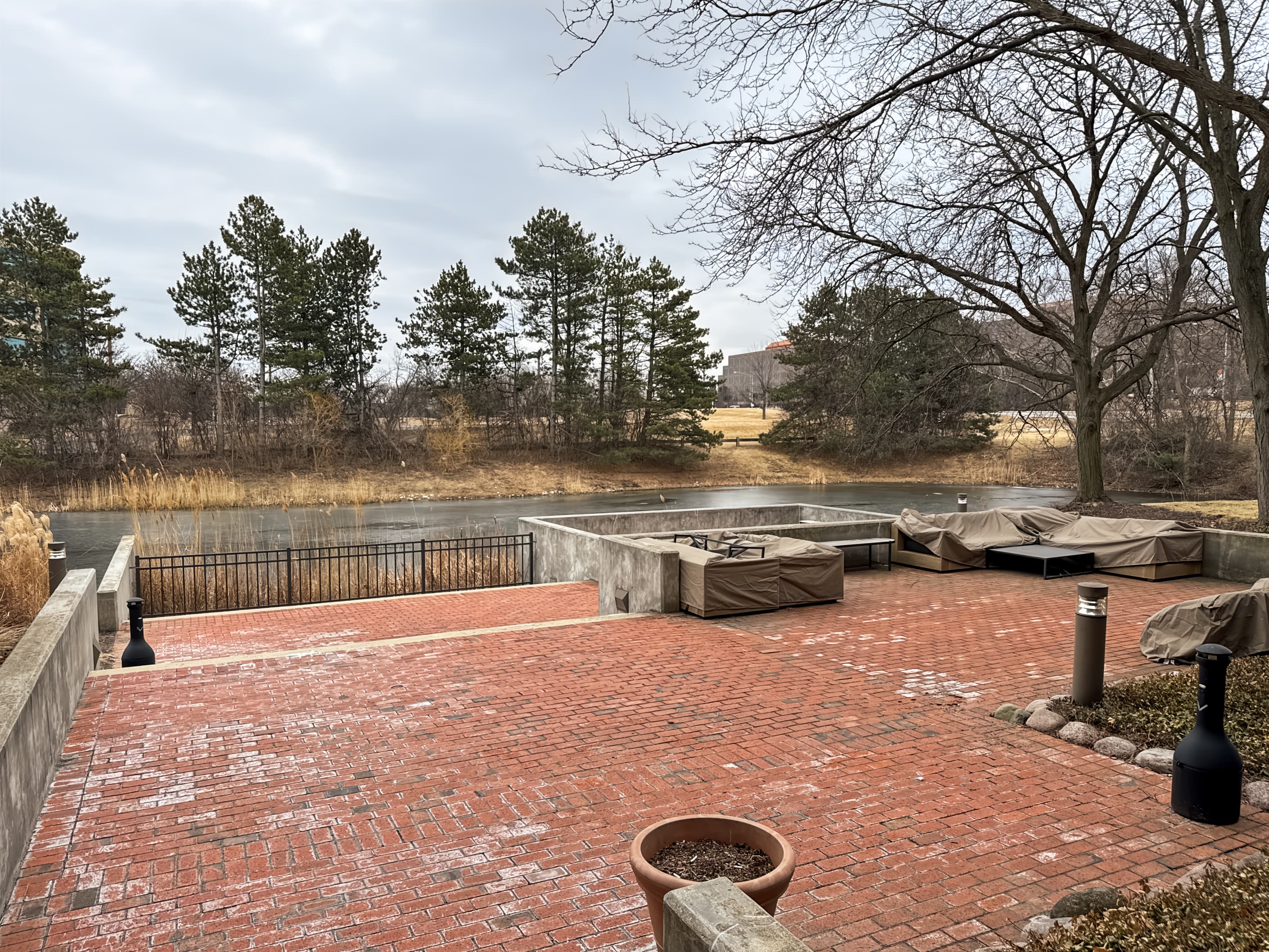 IL, Lisle - Corporate Lakes 1 image 11