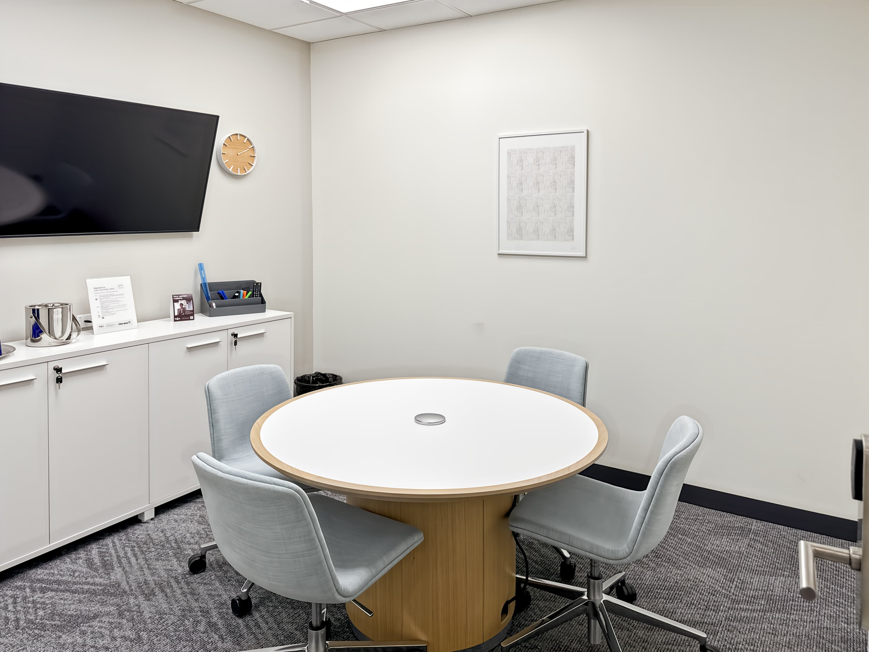 IL, Lisle - Corporate Lakes 1 image 3