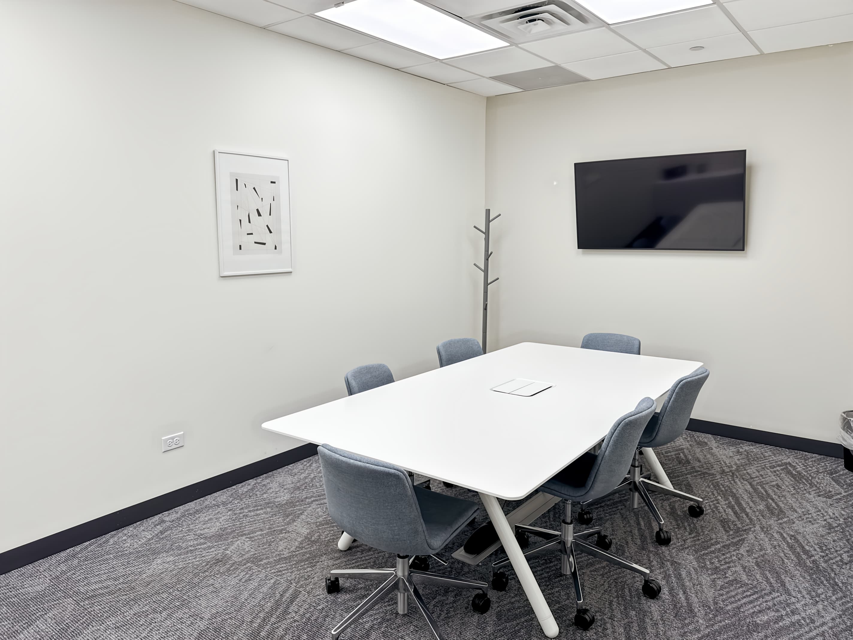 IL, Lisle - Corporate Lakes 1 image 8