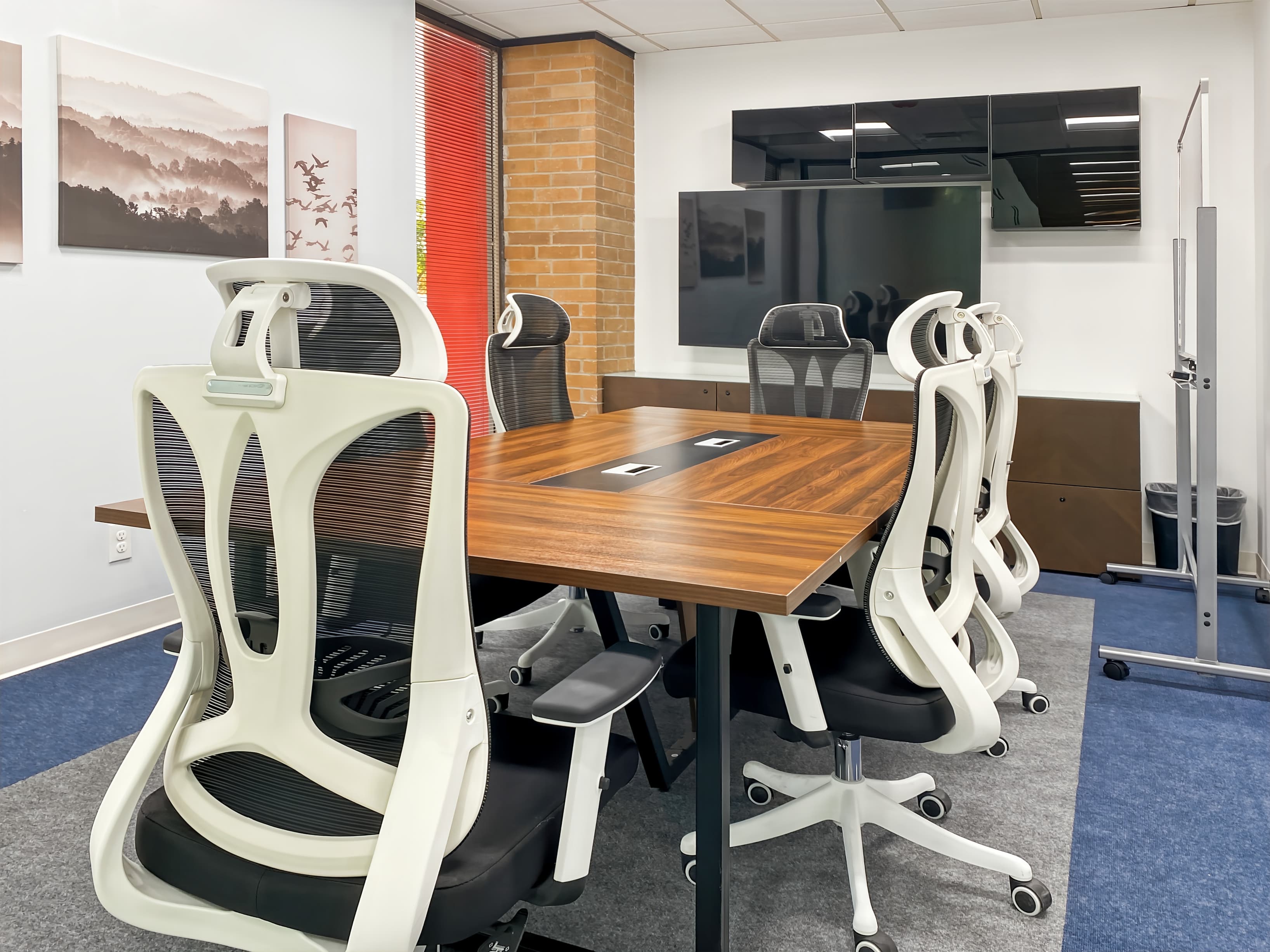 TX, Houston - Northchase Drive image 2