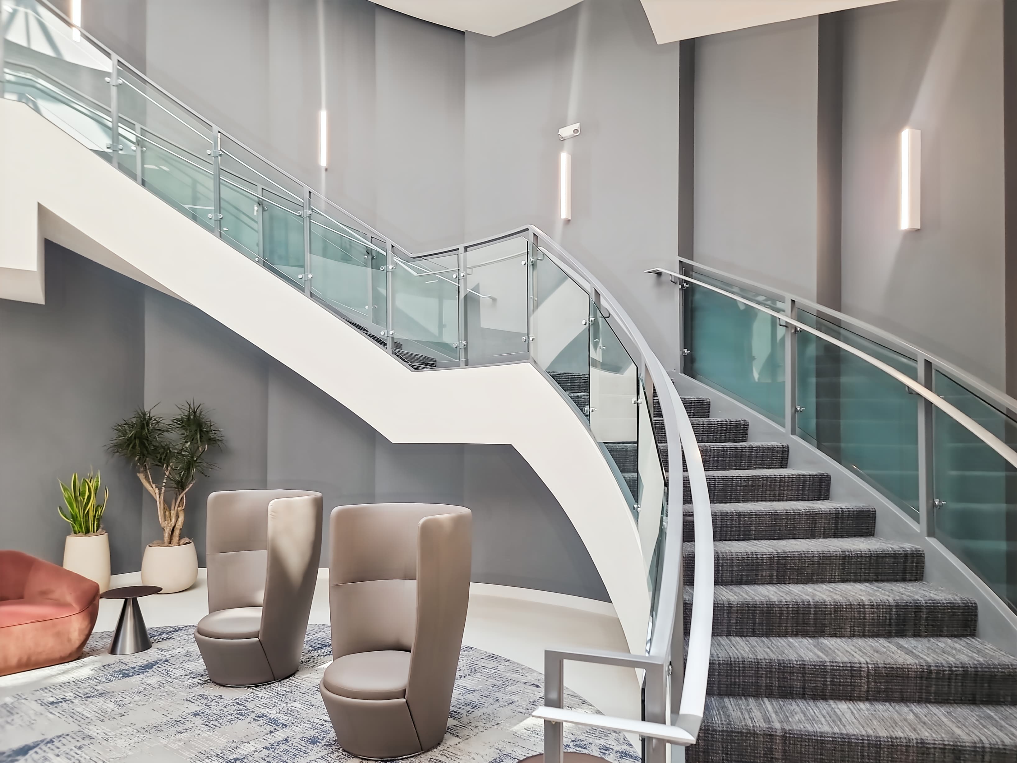 WA, Everett - Airport Rd image 4