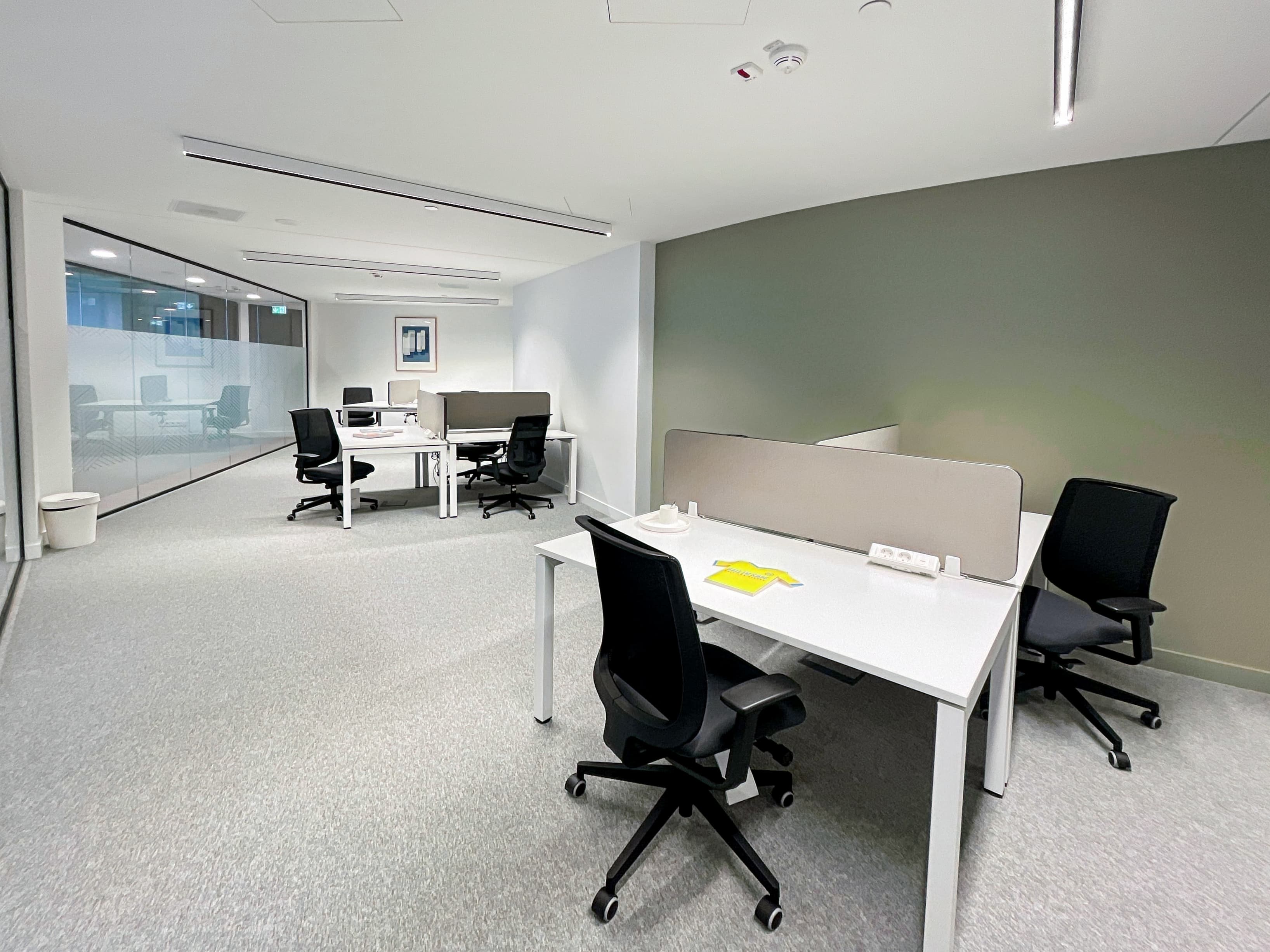 Riga, Zunda Towers image 4