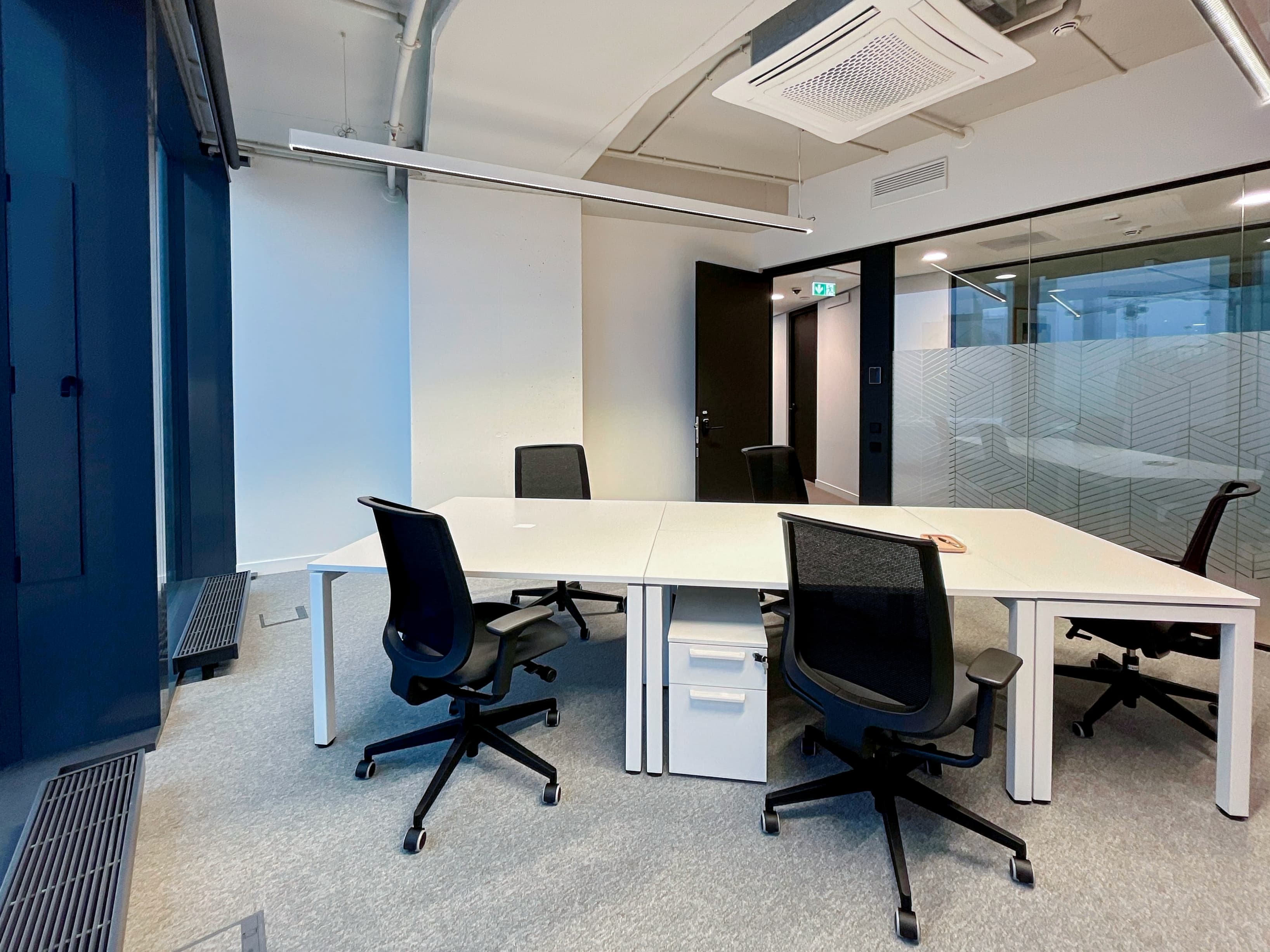 Riga, Zunda Towers image 13