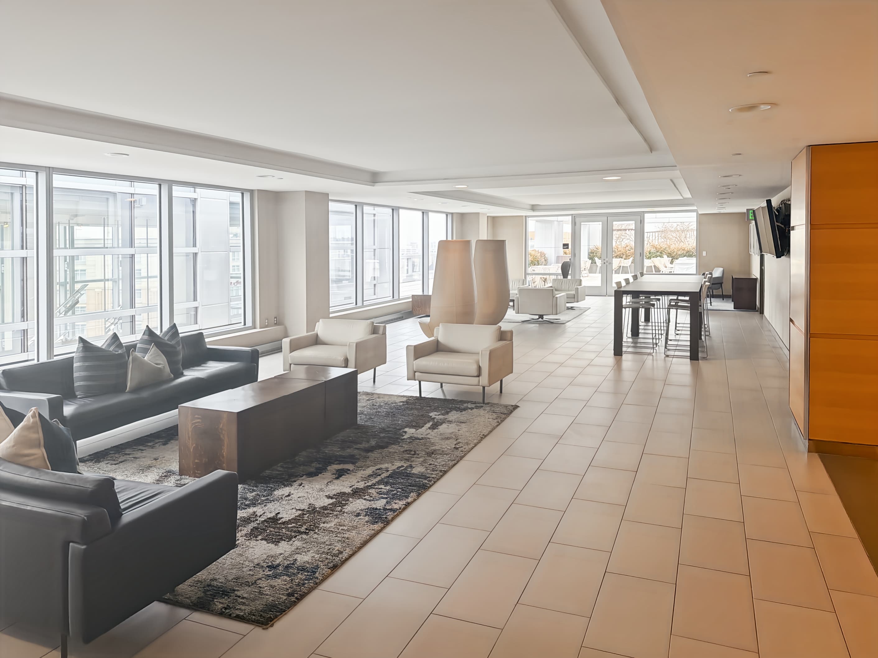 DC, Washington - 600 Mass Ave image 4