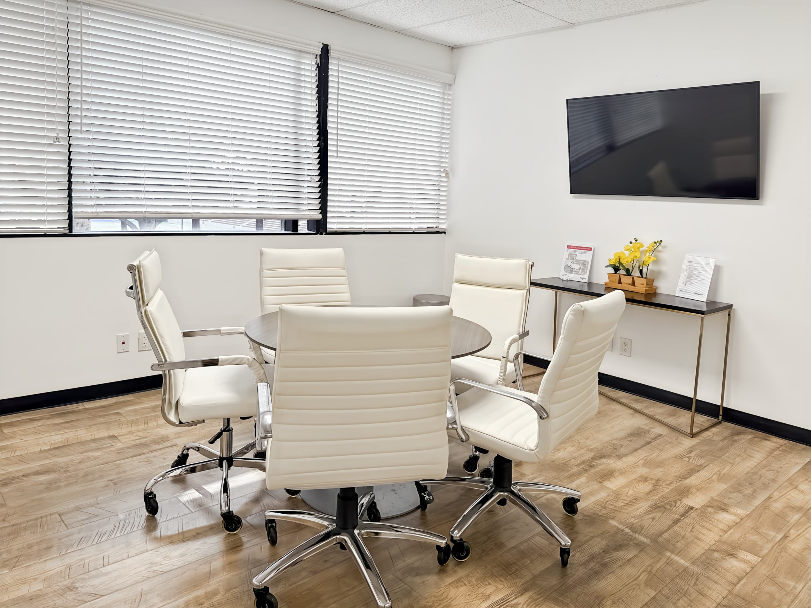 CA, Santa Ana - W Civic Center Dr image 4 CA, Santa Ana - W Civic Center Dr image 4