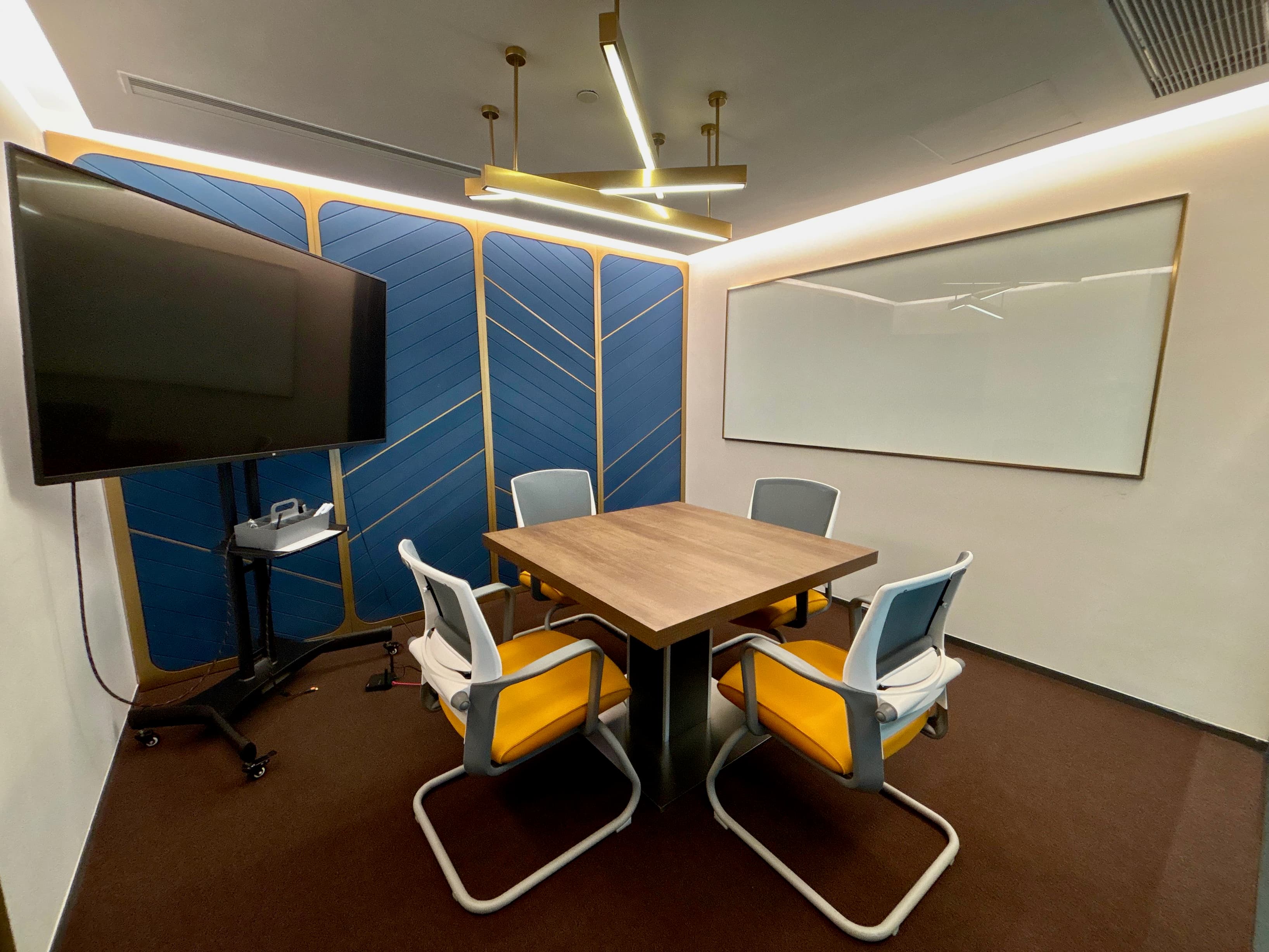 Hong Kong, Grand Century Place, Tower 1, 17F image 3 Hong Kong, Grand Century Place, Tower 1, 17F image 3