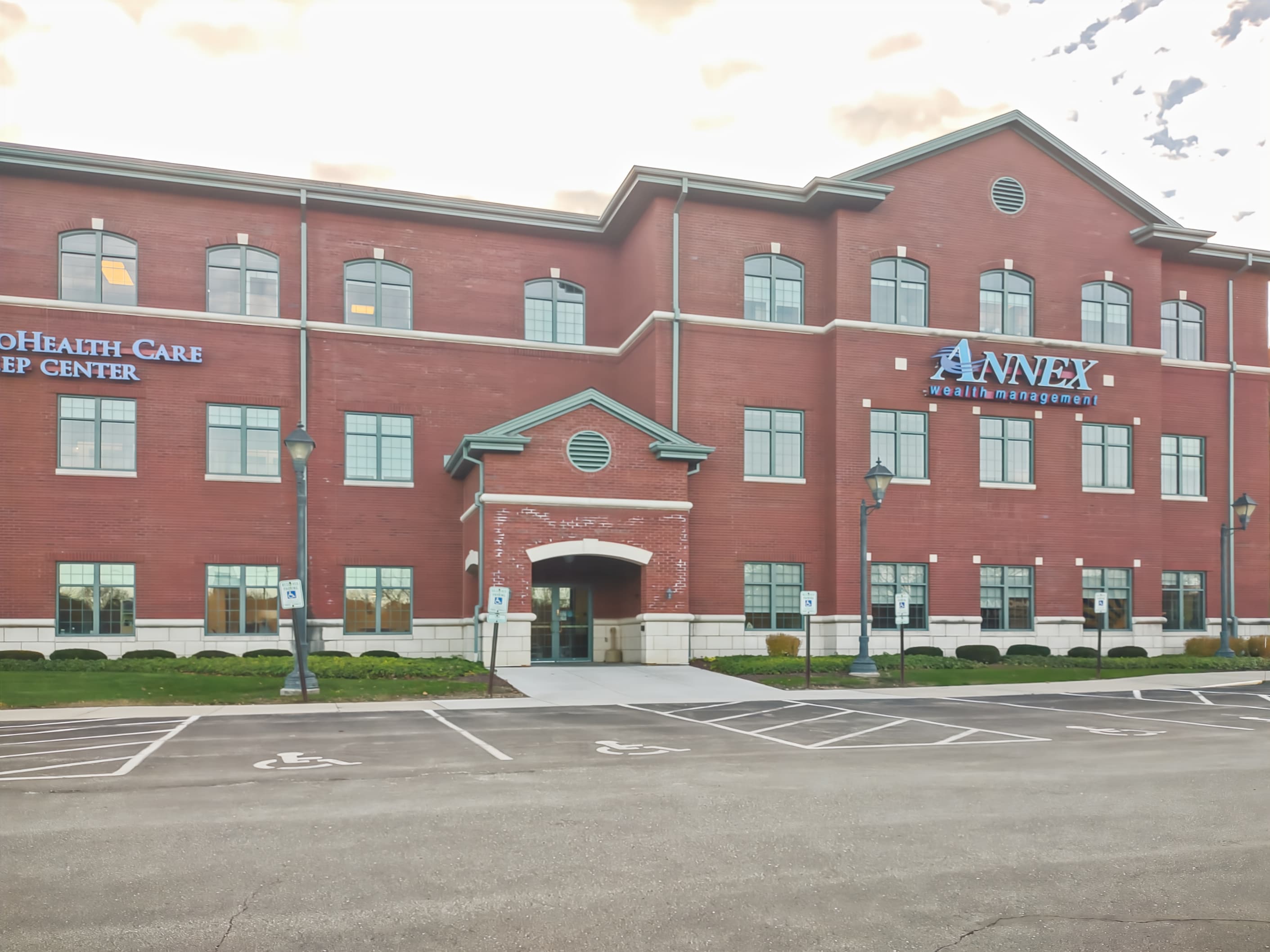 WI, Delafield - Sun Valley Dr image 8 WI, Delafield - Sun Valley Dr image 8