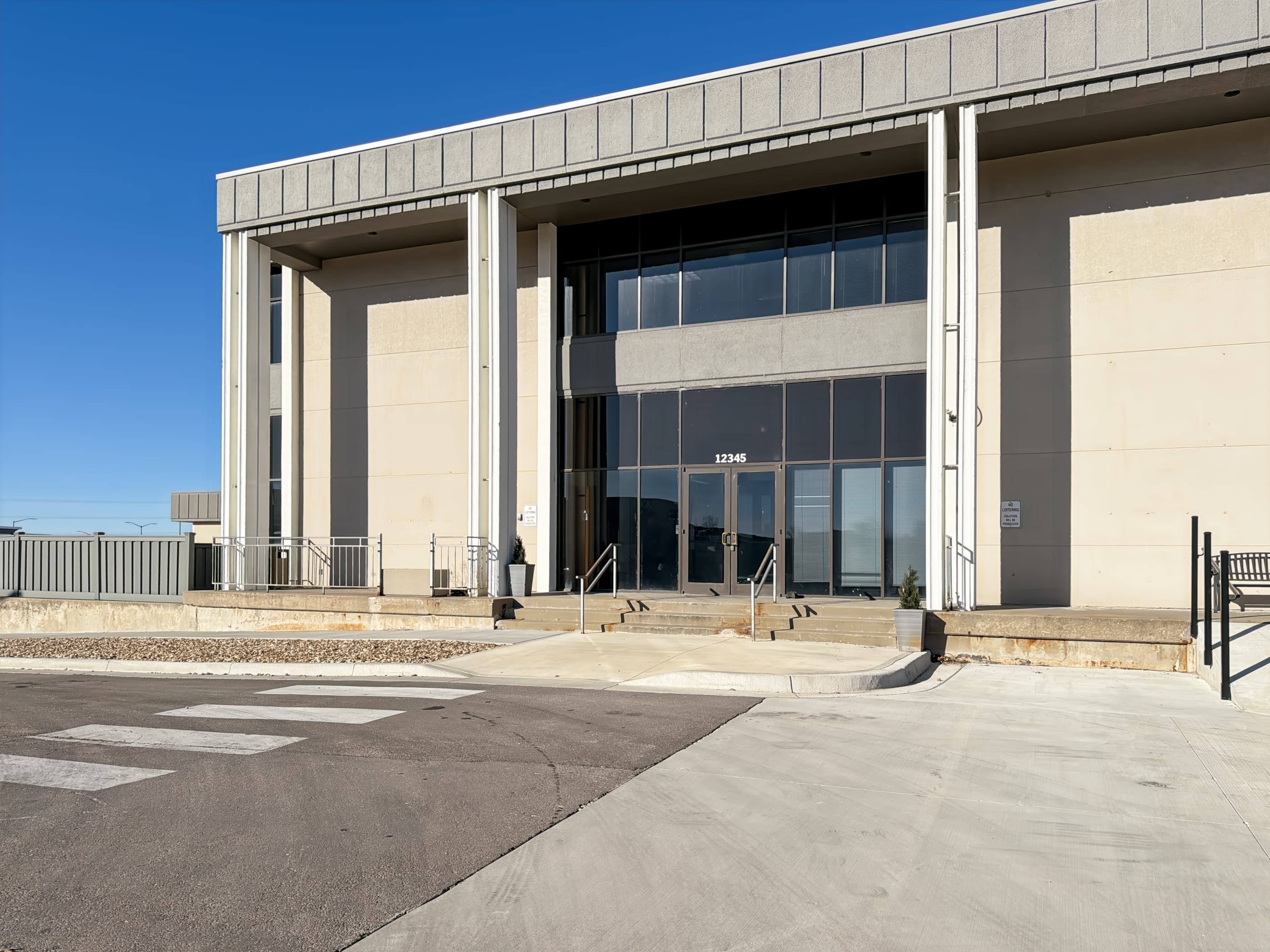 KS, Lenexa - W 95th St image 8