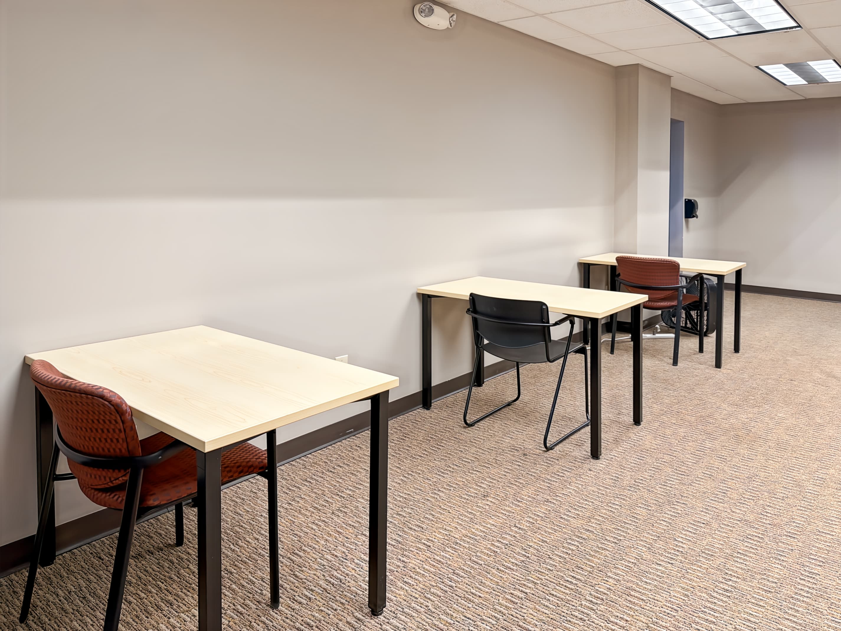 KS, Lenexa - W 95th St image 7