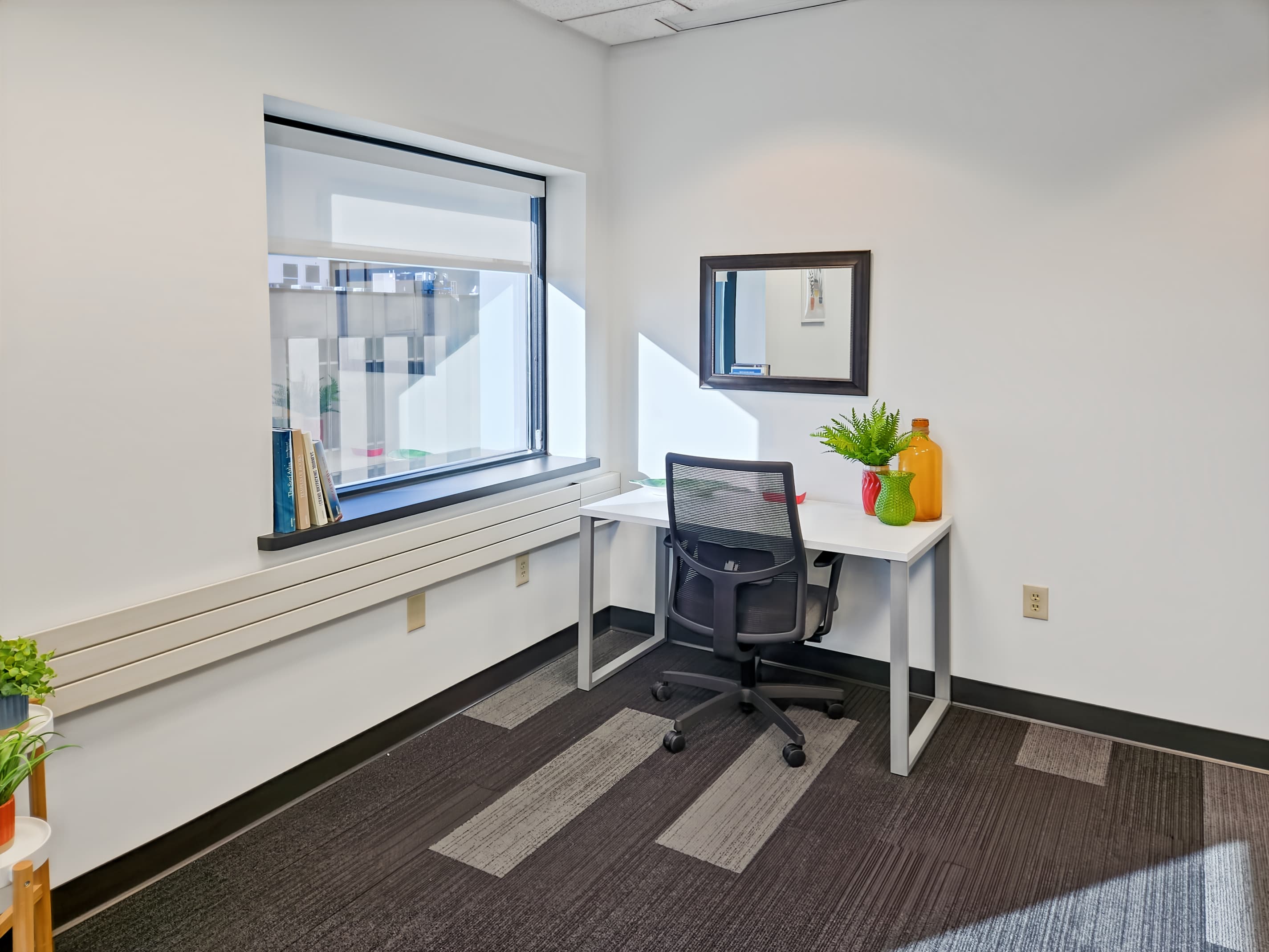 WI, Appleton - W College Ave image 10