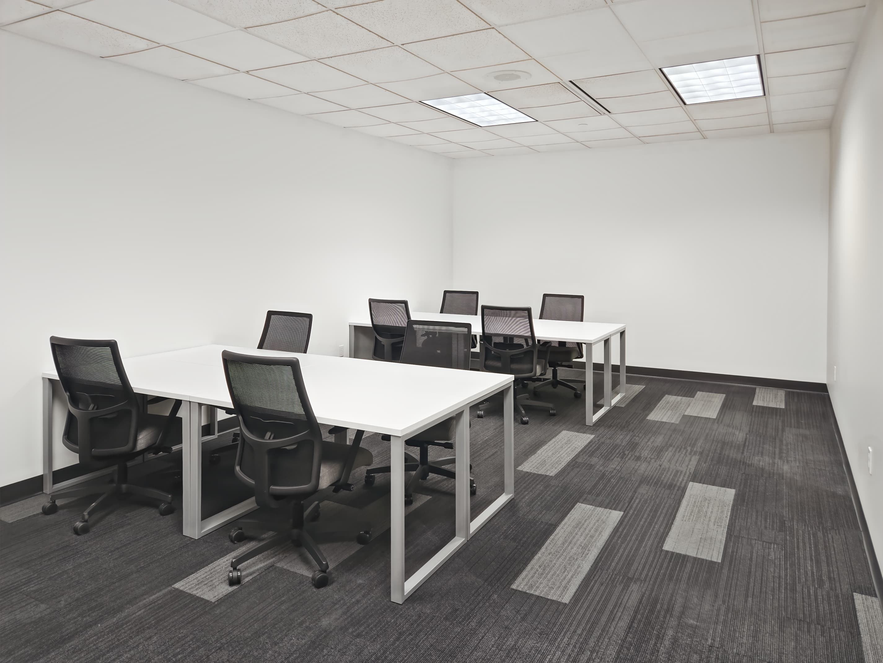 WI, Appleton - W College Ave image 3